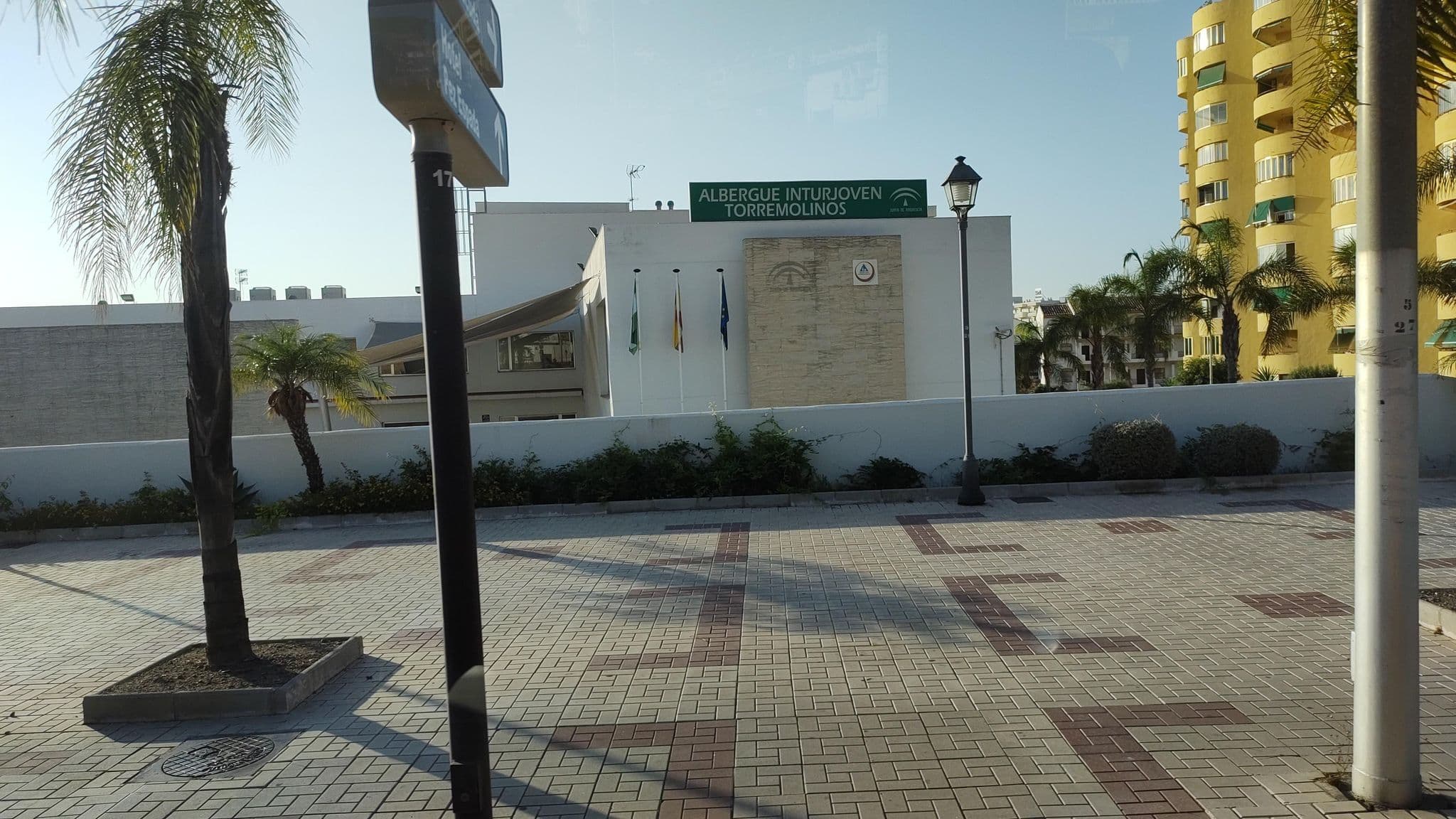 Street view near Inturjoven Torremolinos, Arroyo de la Miel — © rsandu (CC BY-SA · Mapillary)