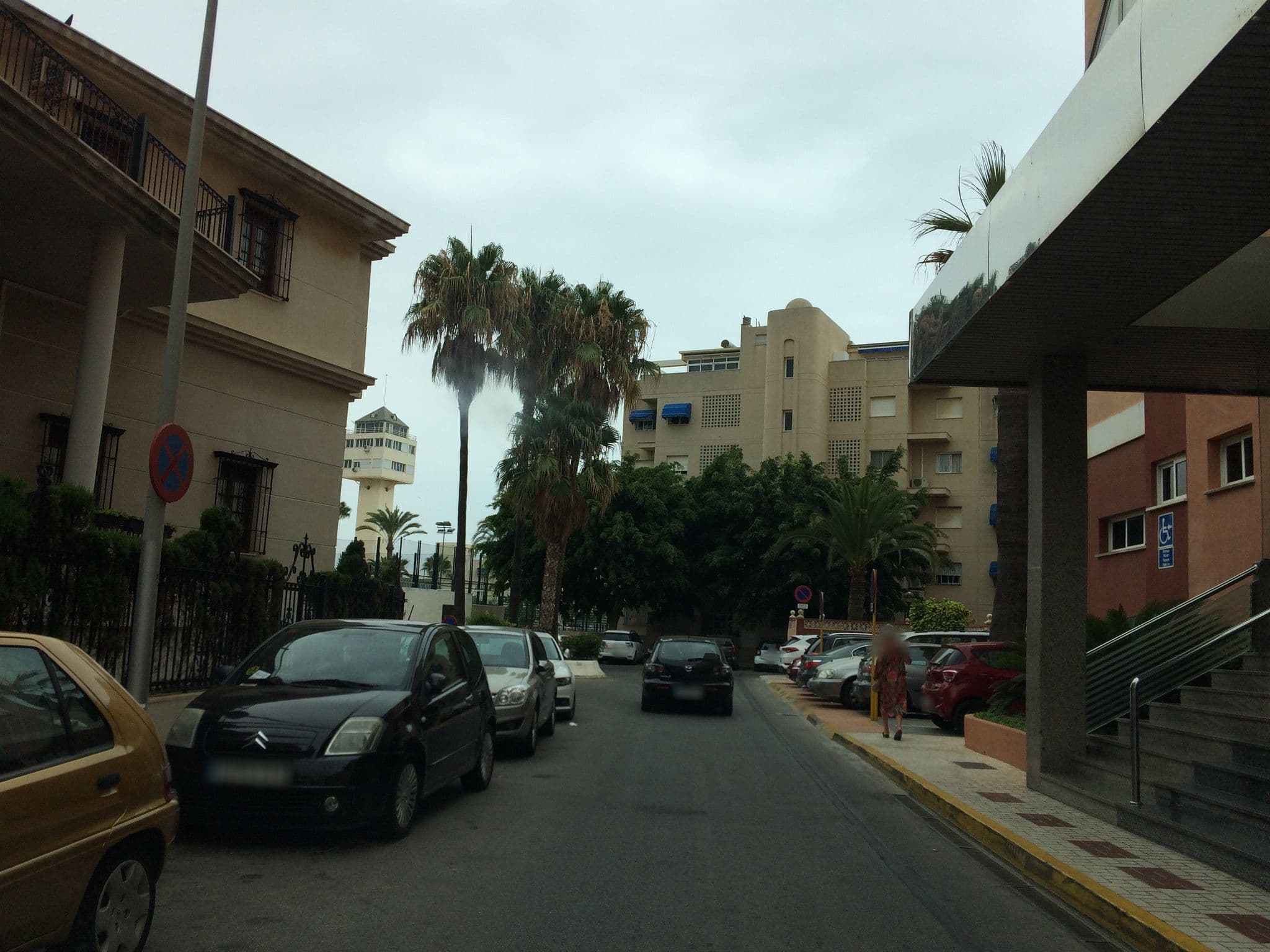 Street view near Parasol Garden Hotel Torremolinos, Torremolinos — © klaberlang (CC BY-SA · Mapillary)
