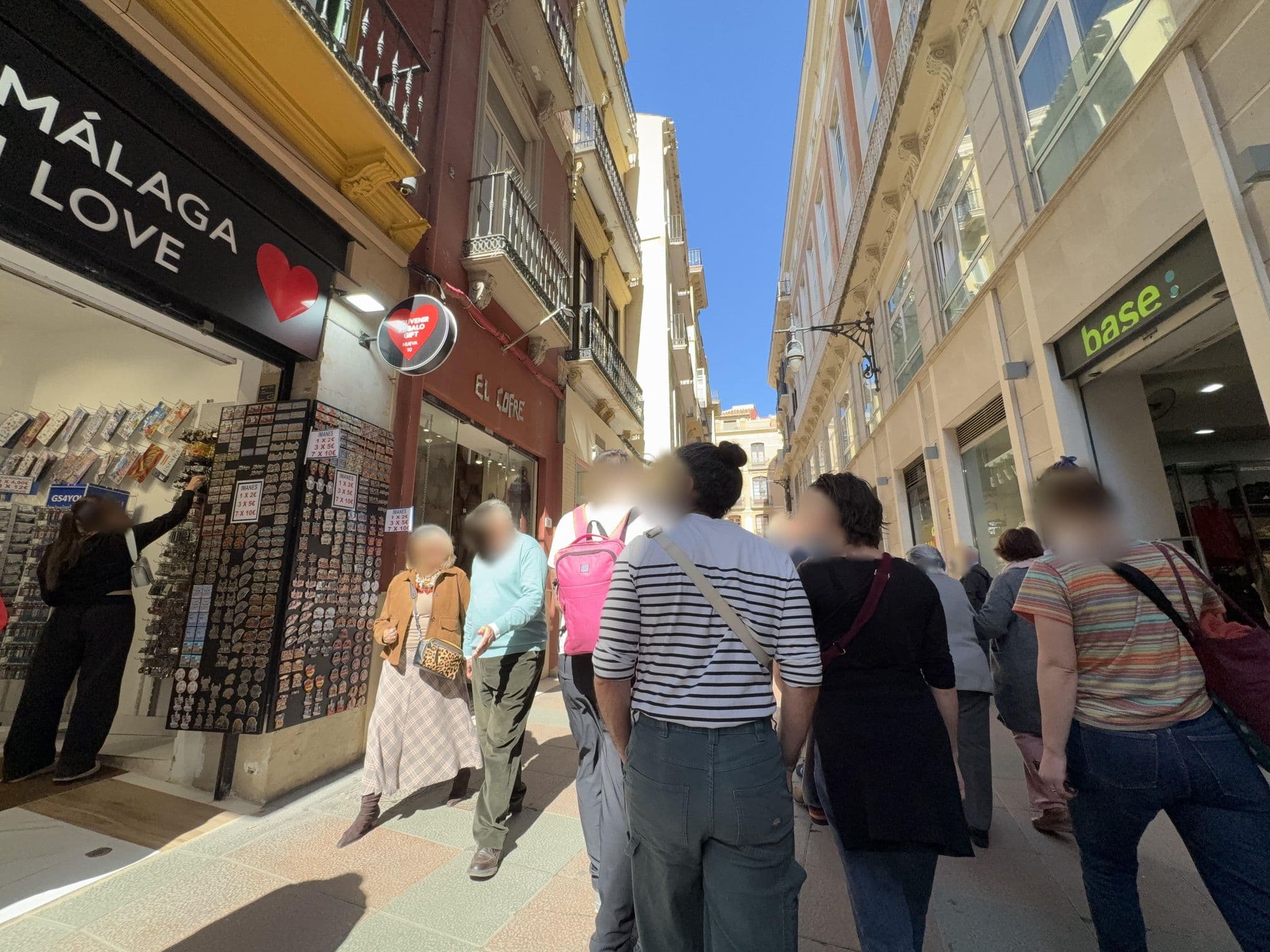 Street view near Santa Paula, S.L.  Residencia Universitaria, Málaga — © tumblecow (CC BY-SA · Mapillary)