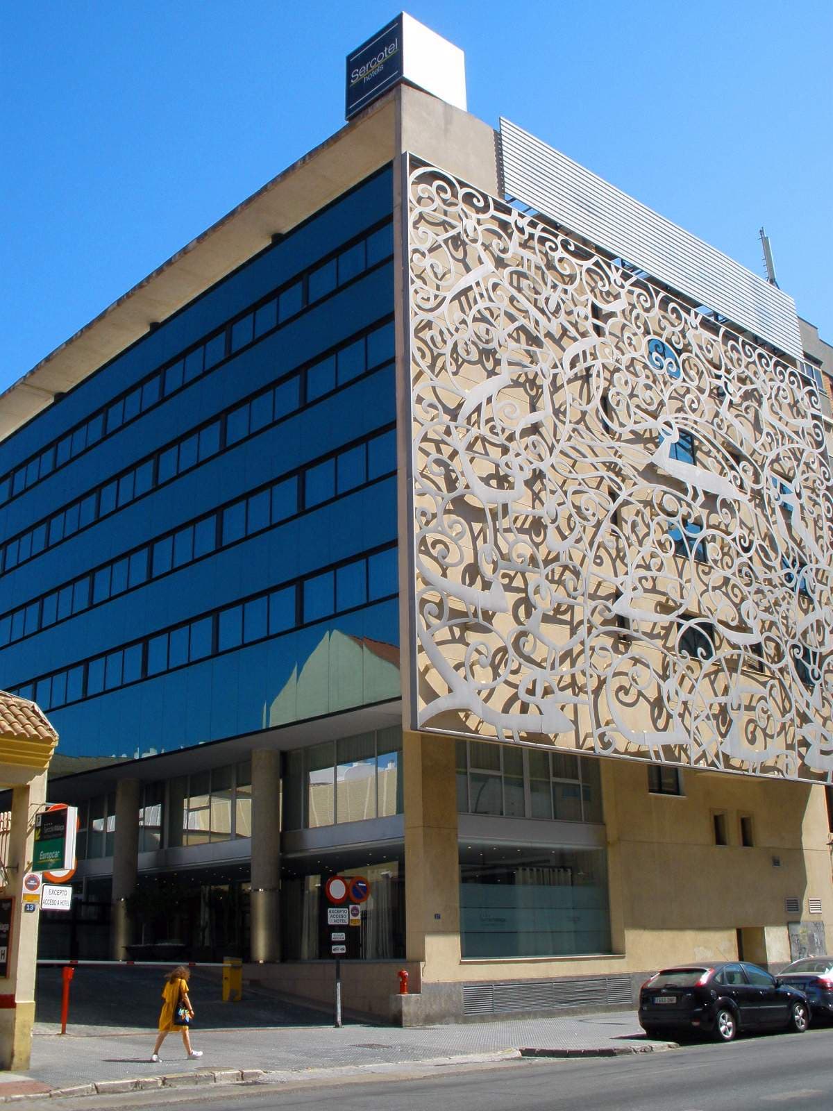 Sercotel Malaga (via Wikimedia Commons, CC0)