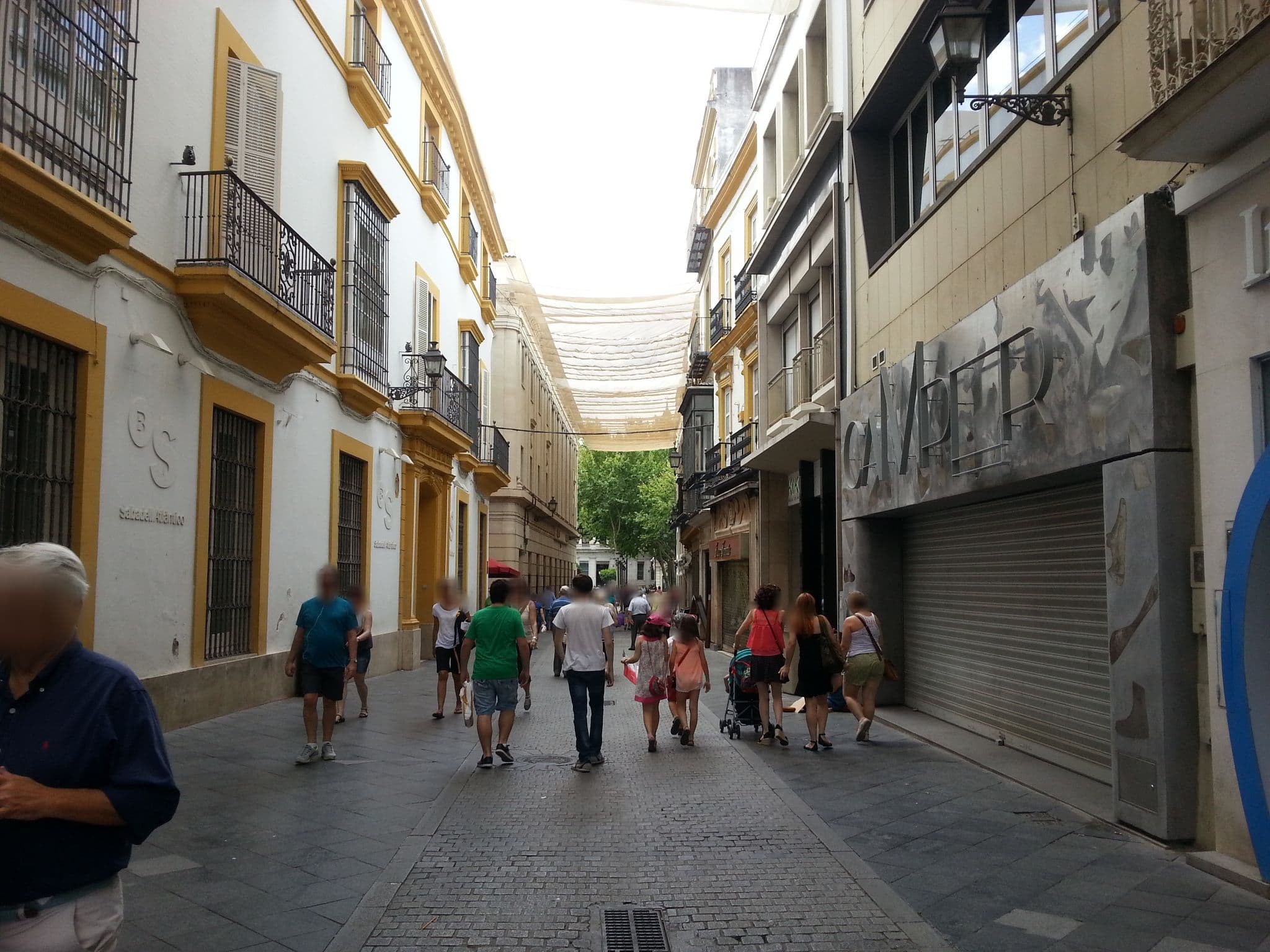 Street view near The Architech Hostel, Sevilla — © paulinus (CC BY-SA · Mapillary)