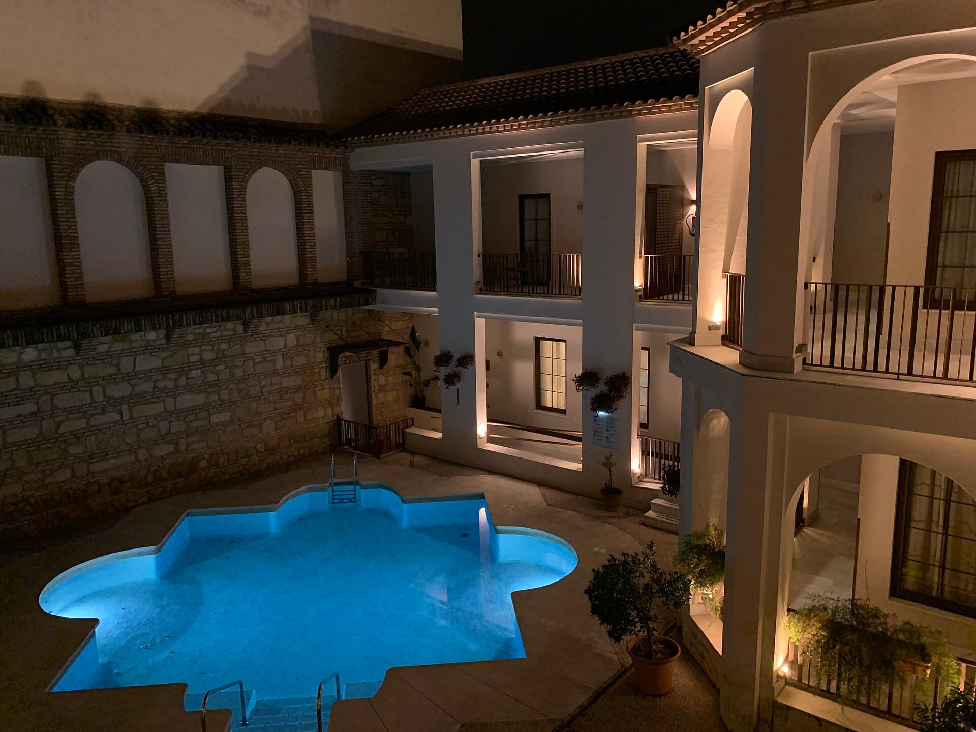 Hotel NH Collection Amistad Córdoba (via Wikimedia Commons, CC BY 2.0)