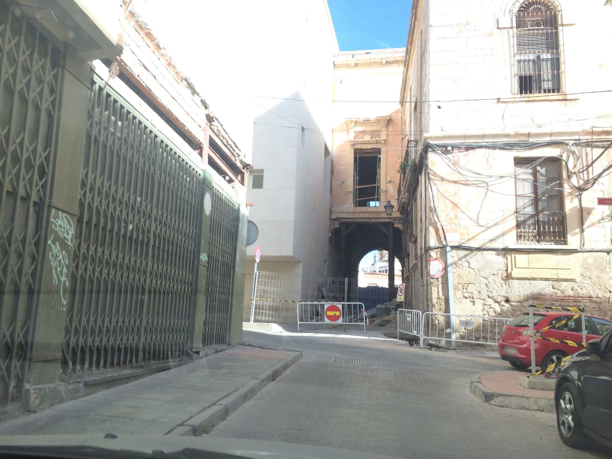 Street view near Reina Hotel Almeria, Almería — © 1000io (CC BY-SA · Mapillary)