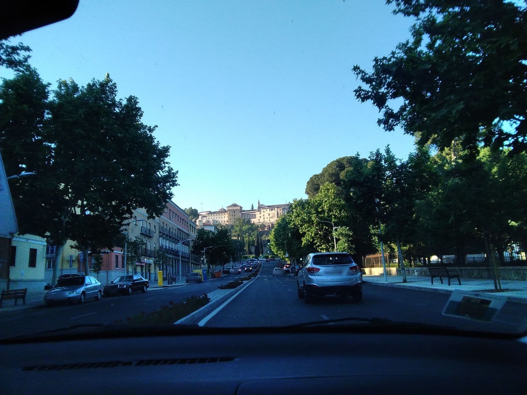 Street view near Hostal Los Guerreros, Toledo — © mariadmm (CC BY-SA · Mapillary)