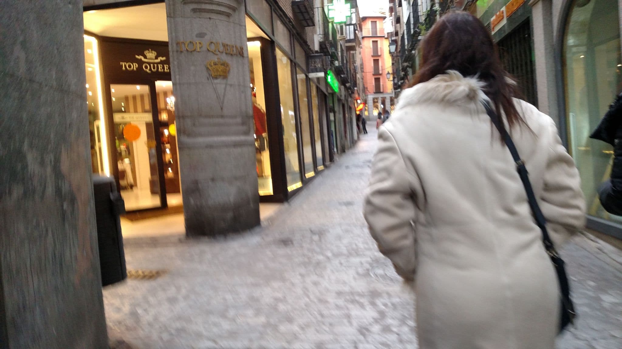 Street view near Cuatro Esquinas, Toledo — © denisaraujo68 (CC BY-SA · Mapillary)