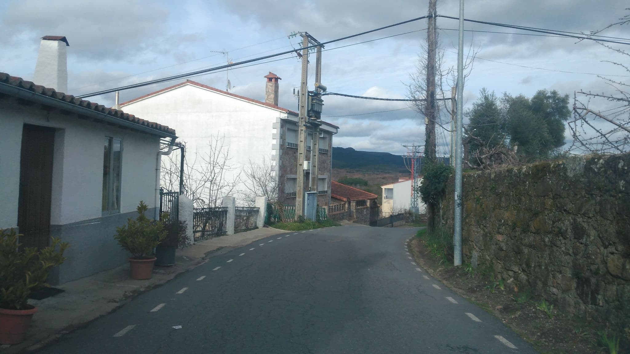 Street view near Condado de la Villa de Miranda, La Alberca — © sanchi (CC BY-SA · Mapillary)