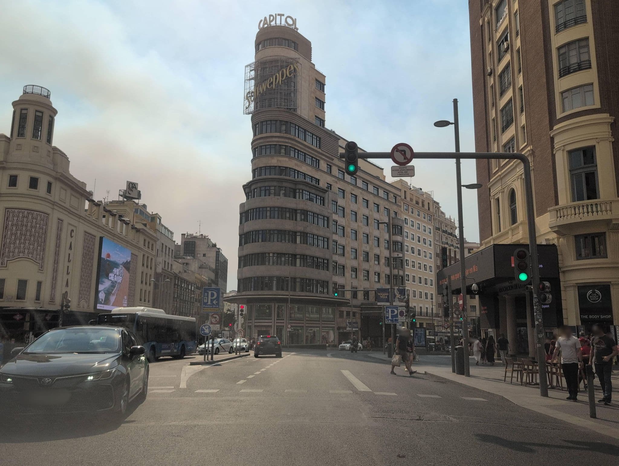 Street view near Hostal Maria Alcazar II, Madrid Centro — © Albergarri788 (CC BY-SA · Mapillary)