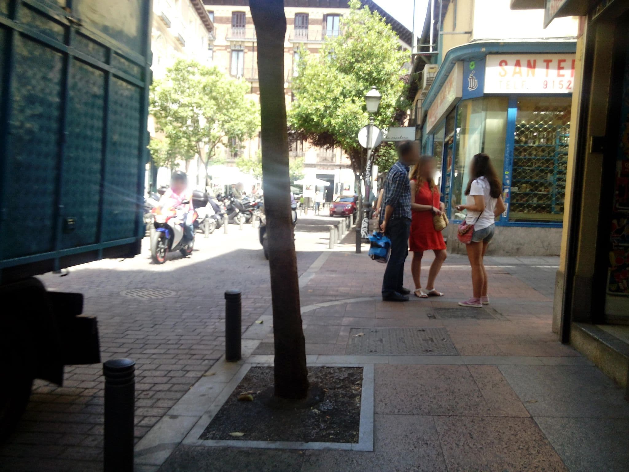 Street view near Pension Salomé, Universidad — © johnarupire (CC BY-SA · Mapillary)