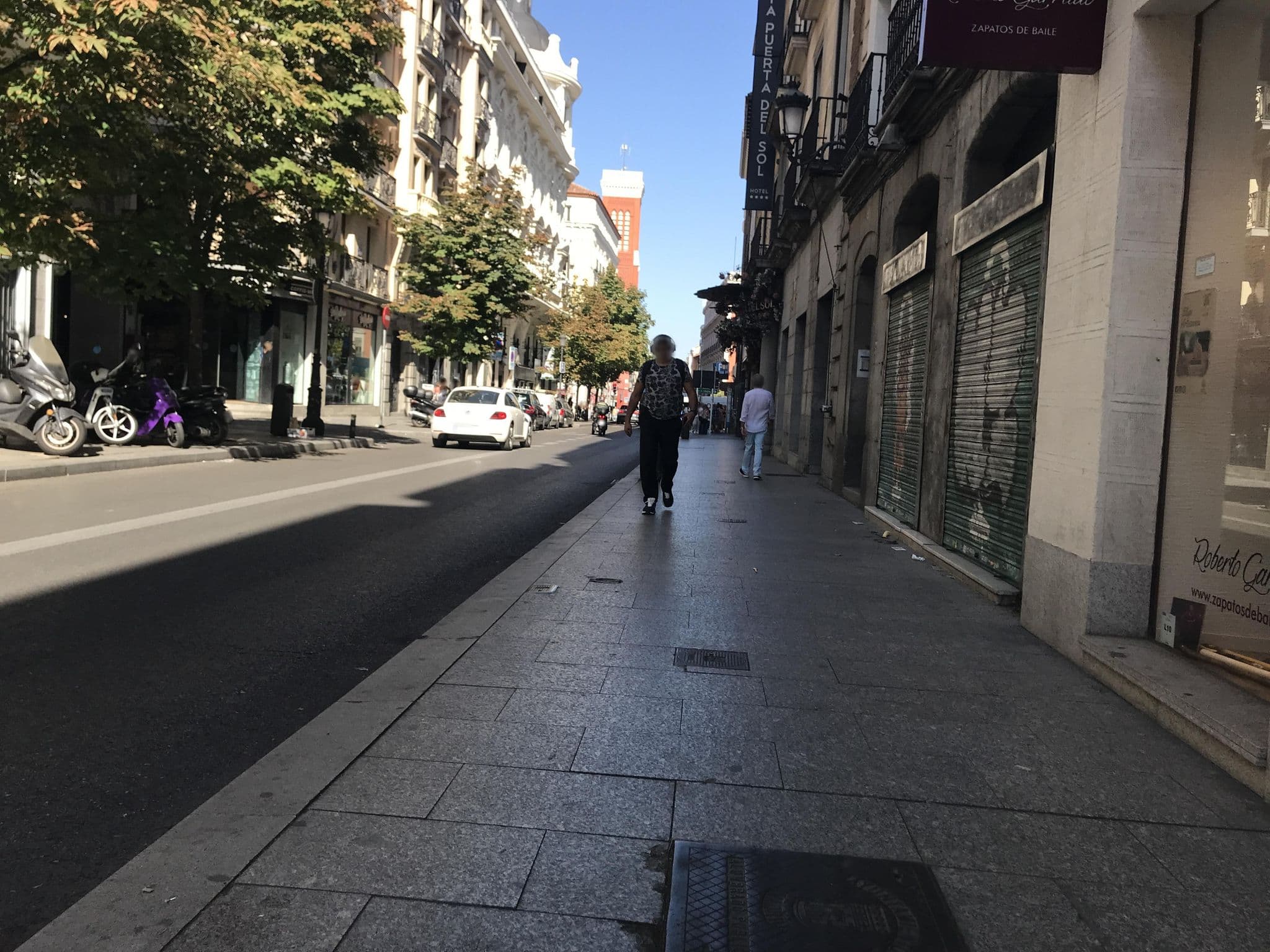 Street view near Hostal Madrid Centro 5D, Madrid — © miguel_andrade (CC BY-SA · Mapillary)