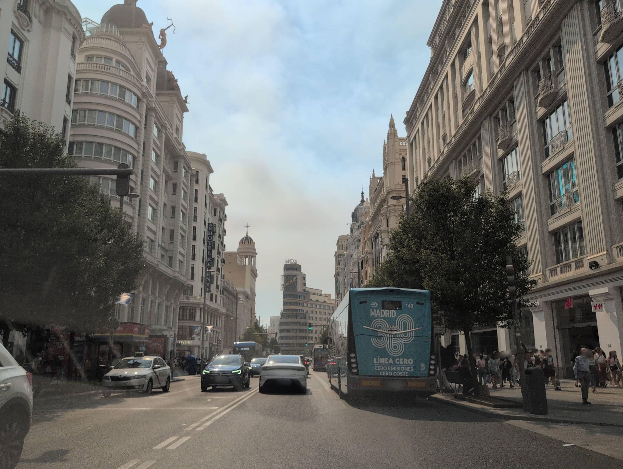 Street view near BEST WESTERN Hotel Arosa, Madrid Centro — © Albergarri788 (CC BY-SA · Mapillary)