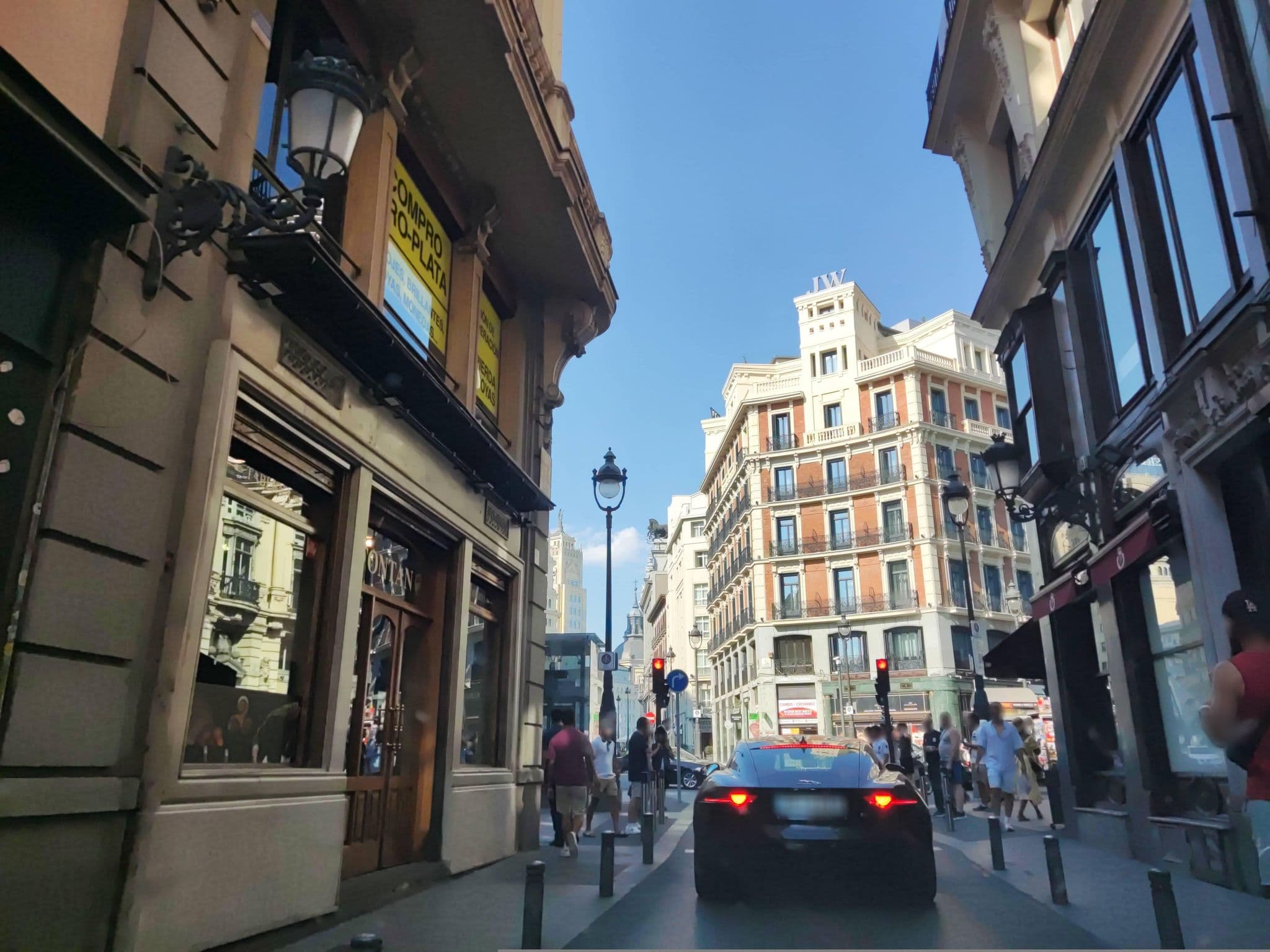 Street view near Madrid City Rooms, Madrid — © polkillas (CC BY-SA · Mapillary)