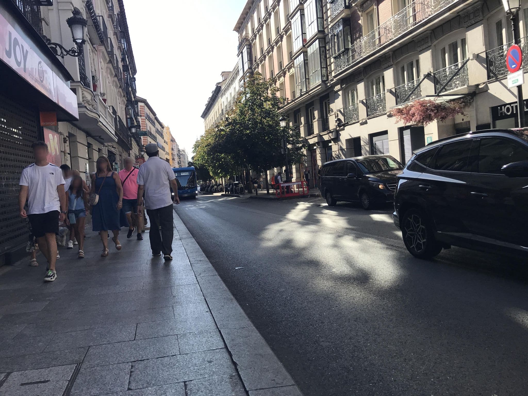 Street view near Calle Atocha 47, Madrid — © miguel_andrade (CC BY-SA · Mapillary)