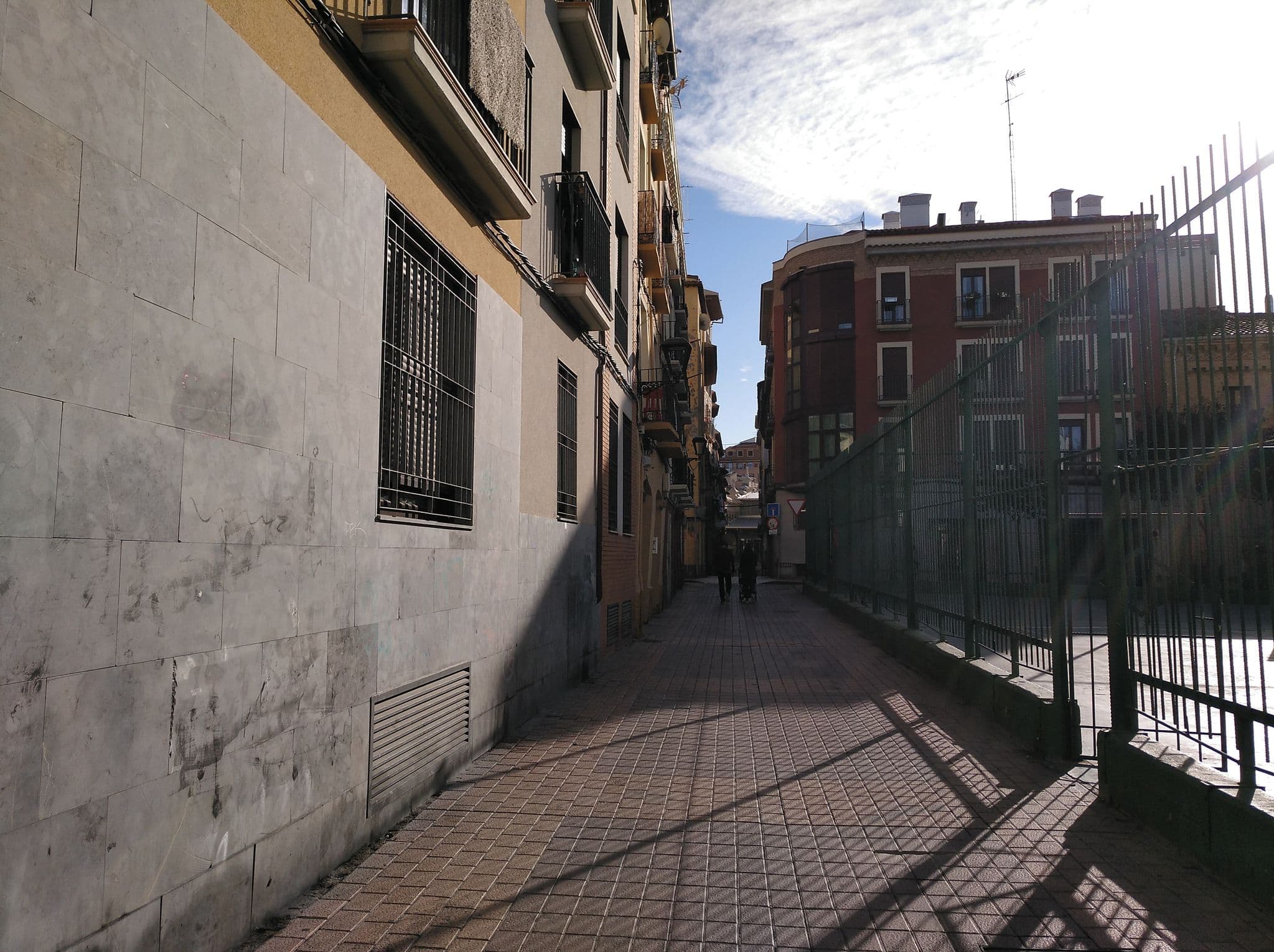 Street view near Apartamento el Balcón de las Armas, Zaragoza — © msevilla00 (CC BY-SA · Mapillary)