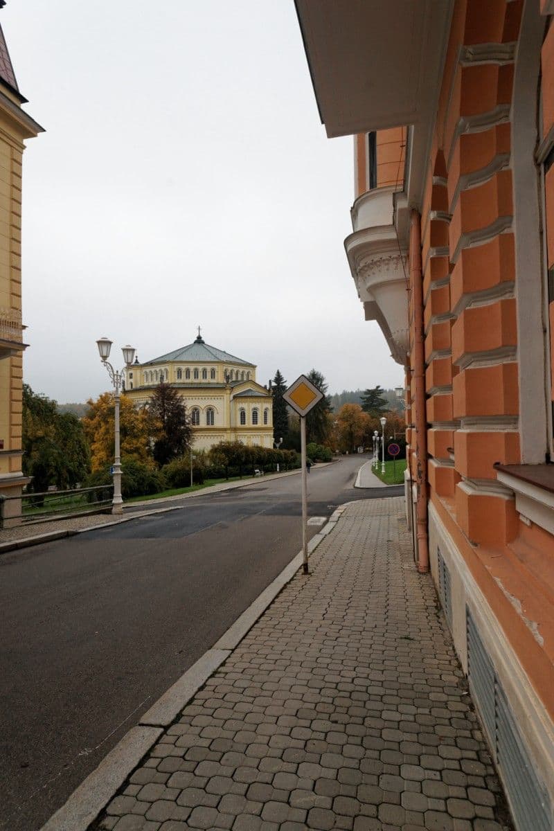 Street view near Hvězda, Mariánské Lázně — © txllxt (CC BY-SA · Mapillary)