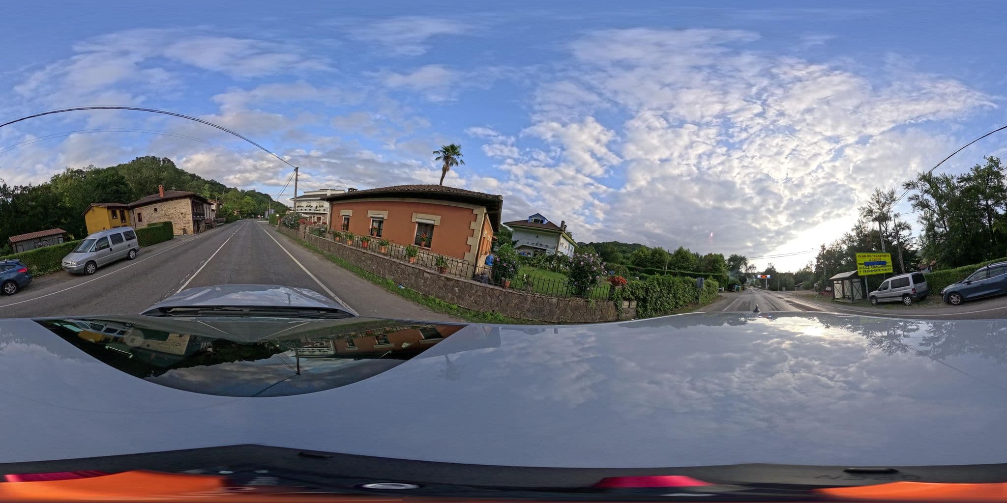 Street view near Exclusivas Abelardo García, Cangas de Onís — © yannakis (CC BY-SA · Mapillary)