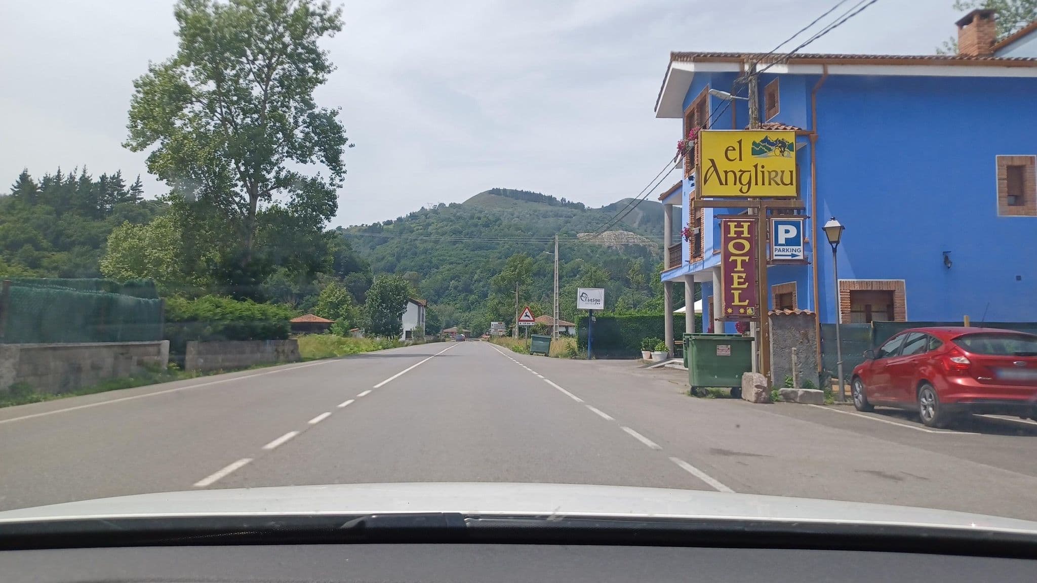 Street view near Hotel Xana, Cangas de Onís — © normanm (CC BY-SA · Mapillary)