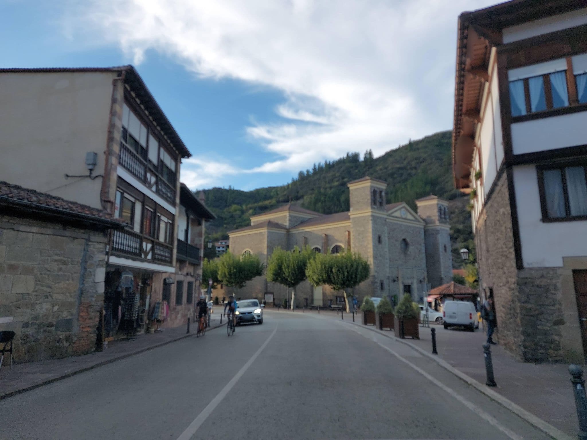 Street view near Coriscao, Potes — © 5rmft (CC BY-SA · Mapillary)