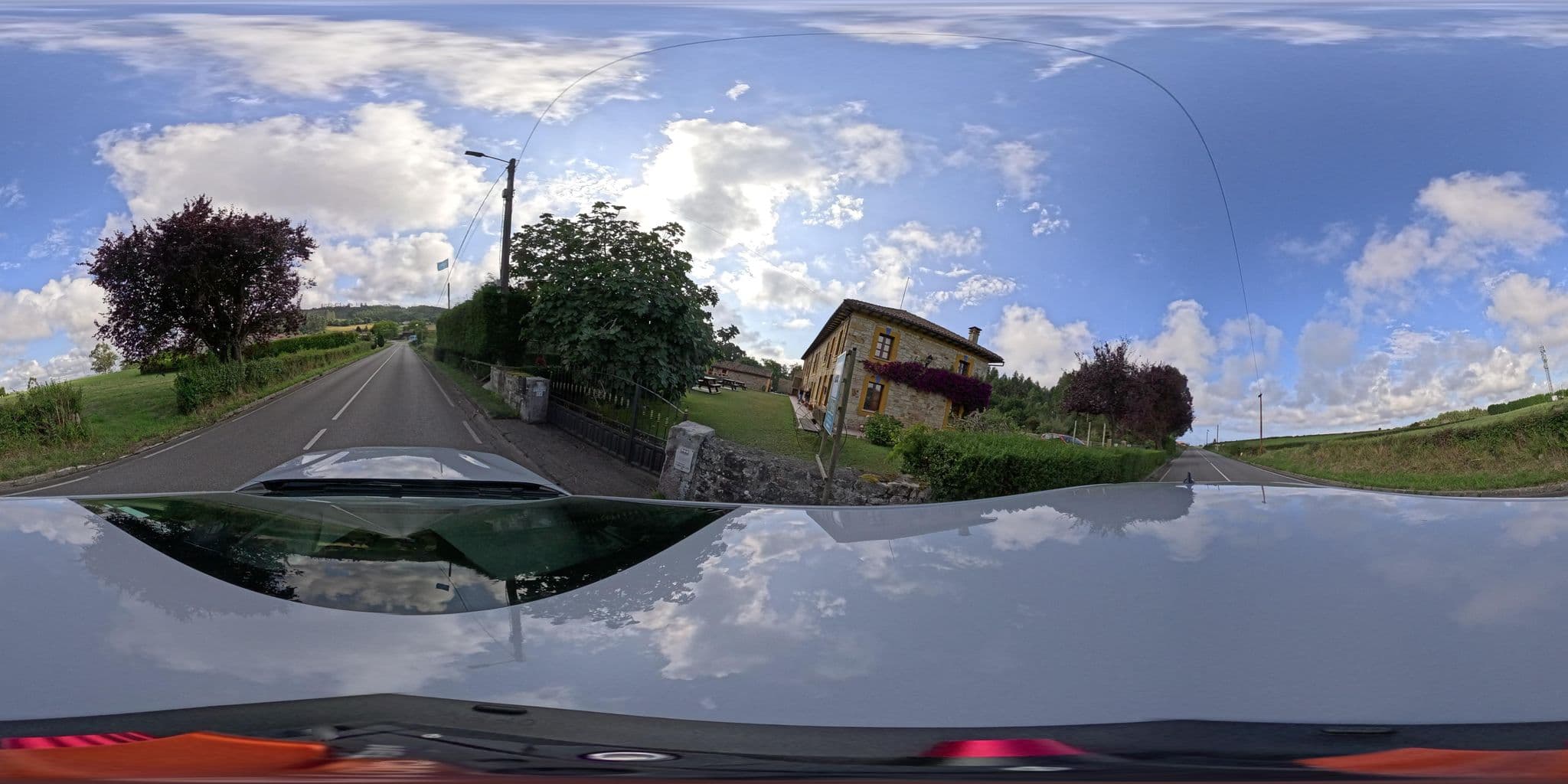 Street view near Apartamento Rural el Gobernador, Villaviciosa — © yannakis (CC BY-SA · Mapillary)