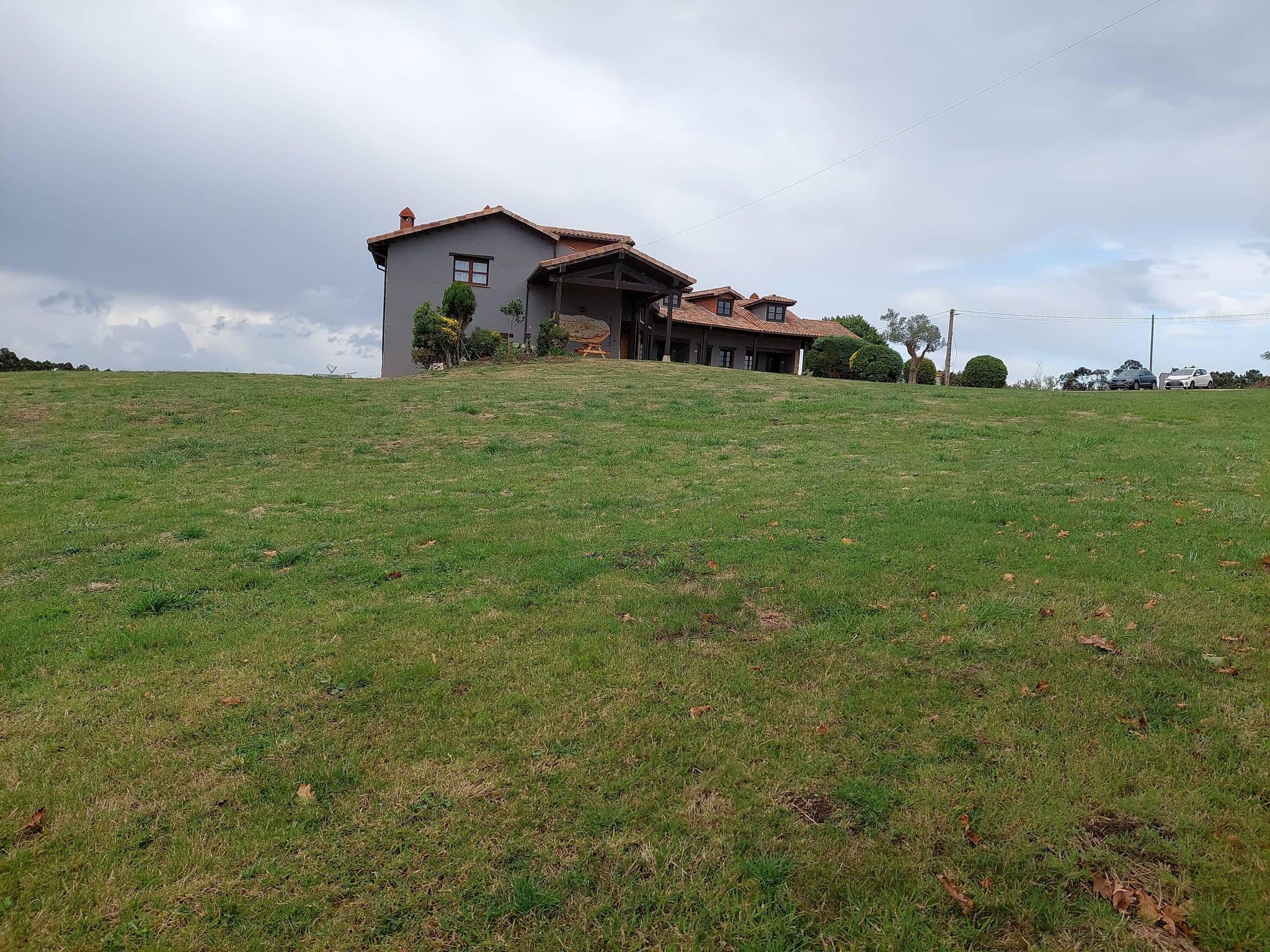 Street view near Loberu, Villaviciosa — © robertogeb (CC BY-SA · Mapillary)