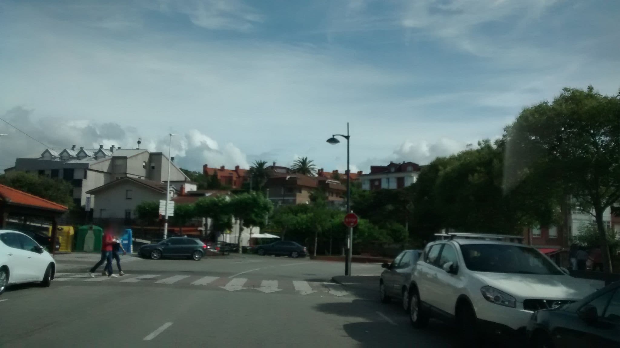 Street view near Hotel Restaurante Hong Kong, Santander — © egofer (CC BY-SA · Mapillary)