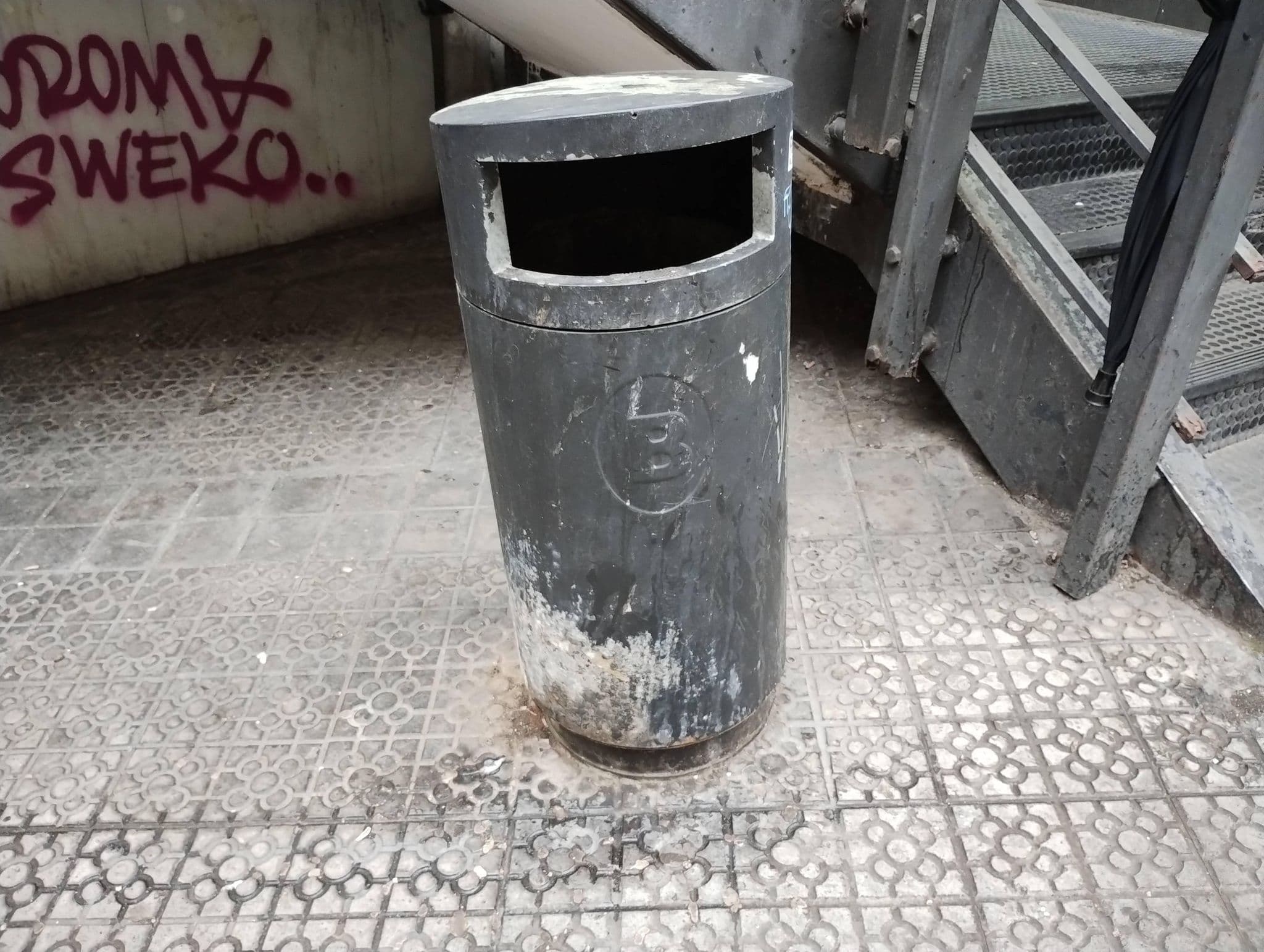 Street view near Bypillow Irala, Bilbao — © pilardokusare (CC BY-SA · Mapillary)