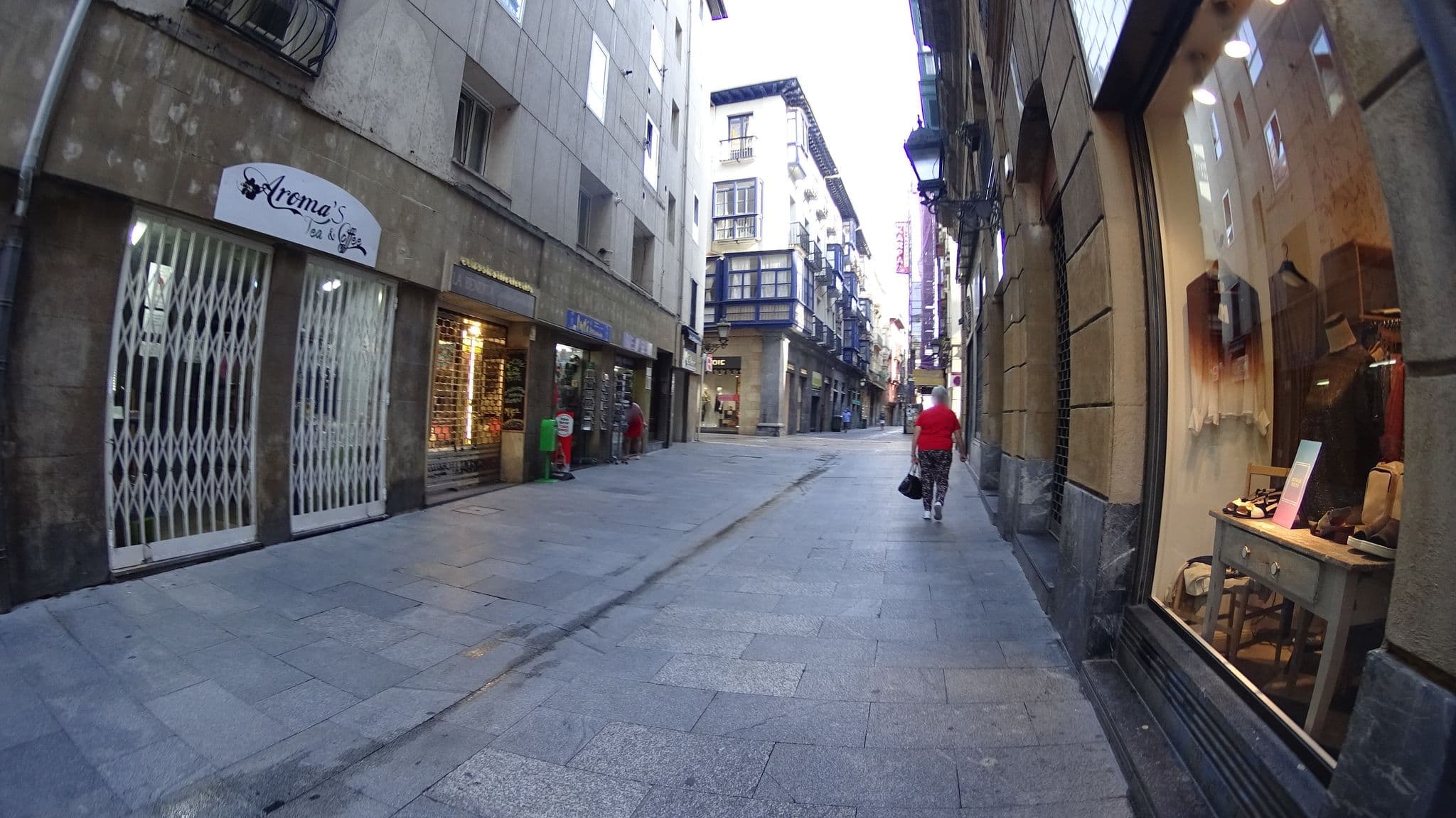 Street view near Pension Guera, Bilbao — © robertogeb (CC BY-SA · Mapillary)