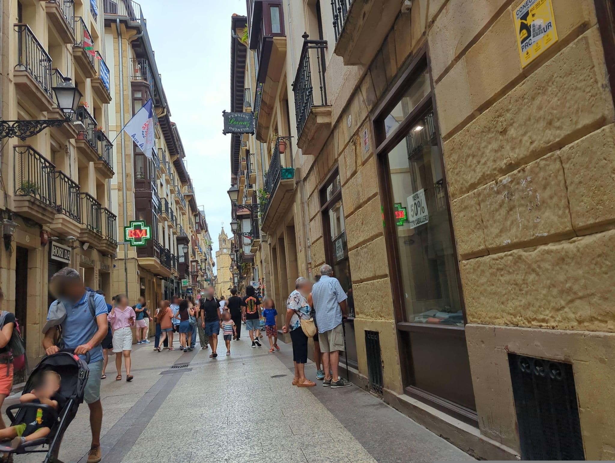 Street view near Pension Loinaz, Donostia / San Sebastián — © miguel_andrade (CC BY-SA · Mapillary)
