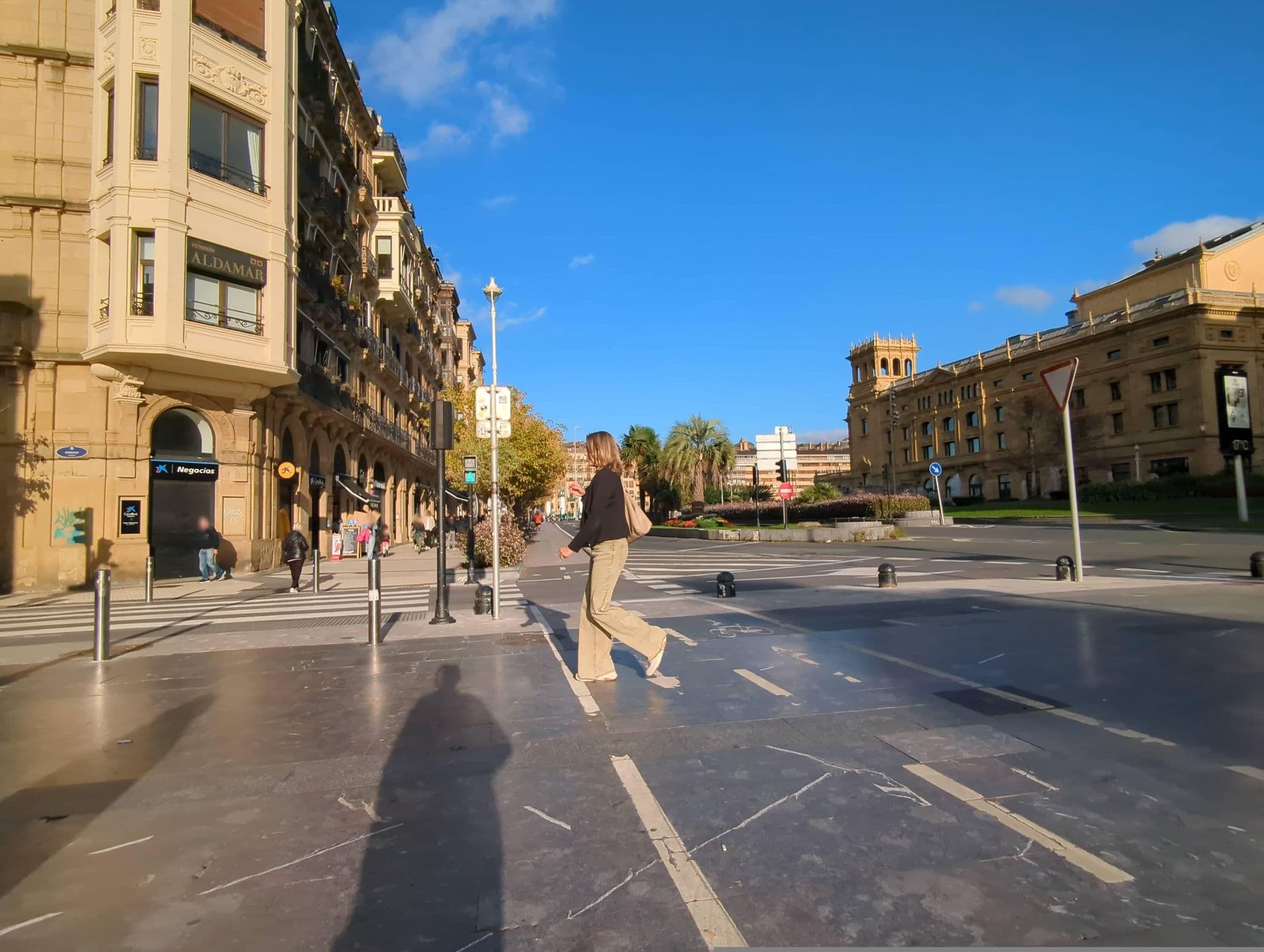 Street view near Pension Aldamar San Sebastian, Donostia / San Sebastián — © miguel_andrade (CC BY-SA · Mapillary)