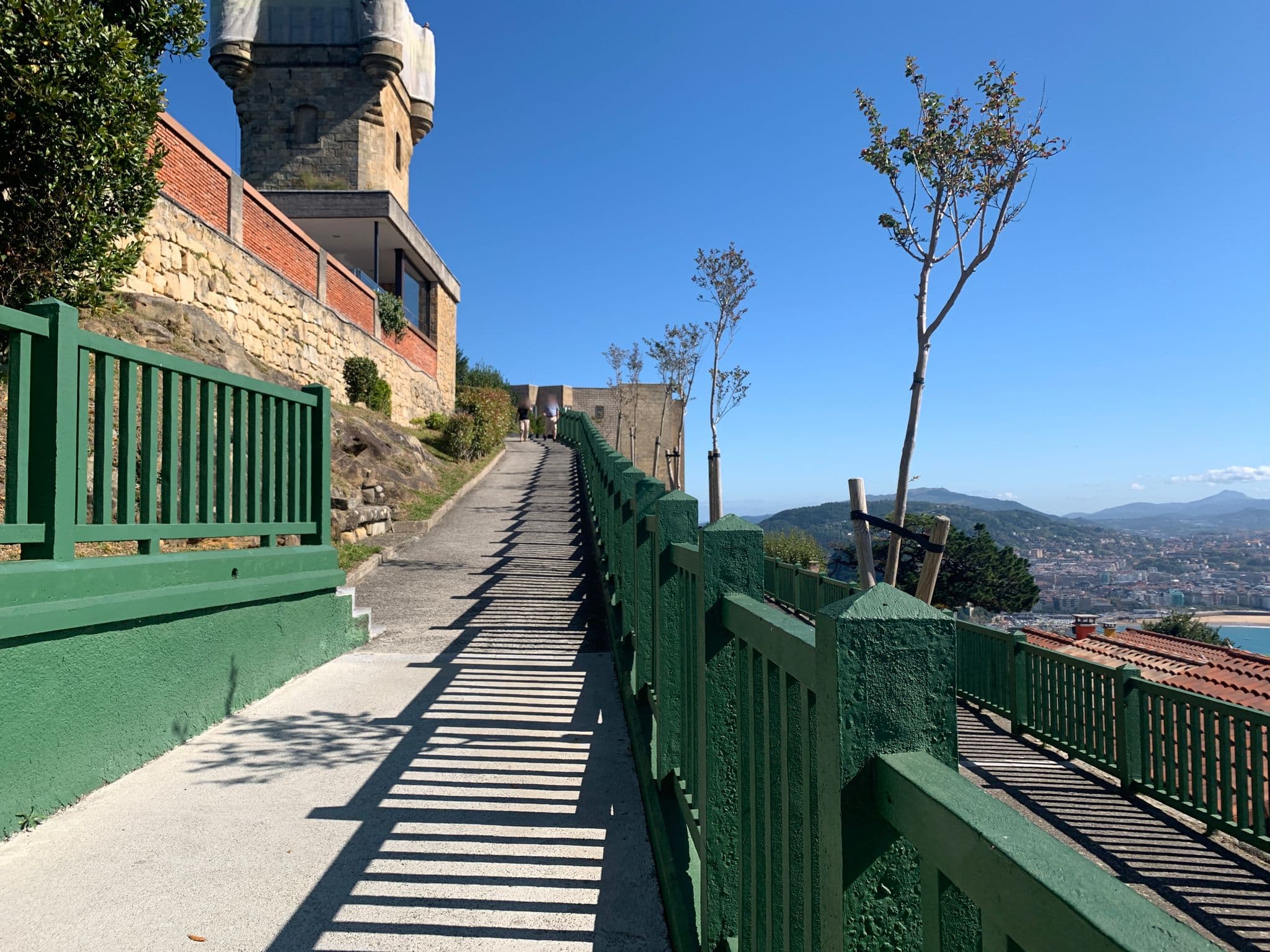 Street view near Igeldo, Donostia / San Sebastián — © nigelramsay (CC BY-SA · Mapillary)