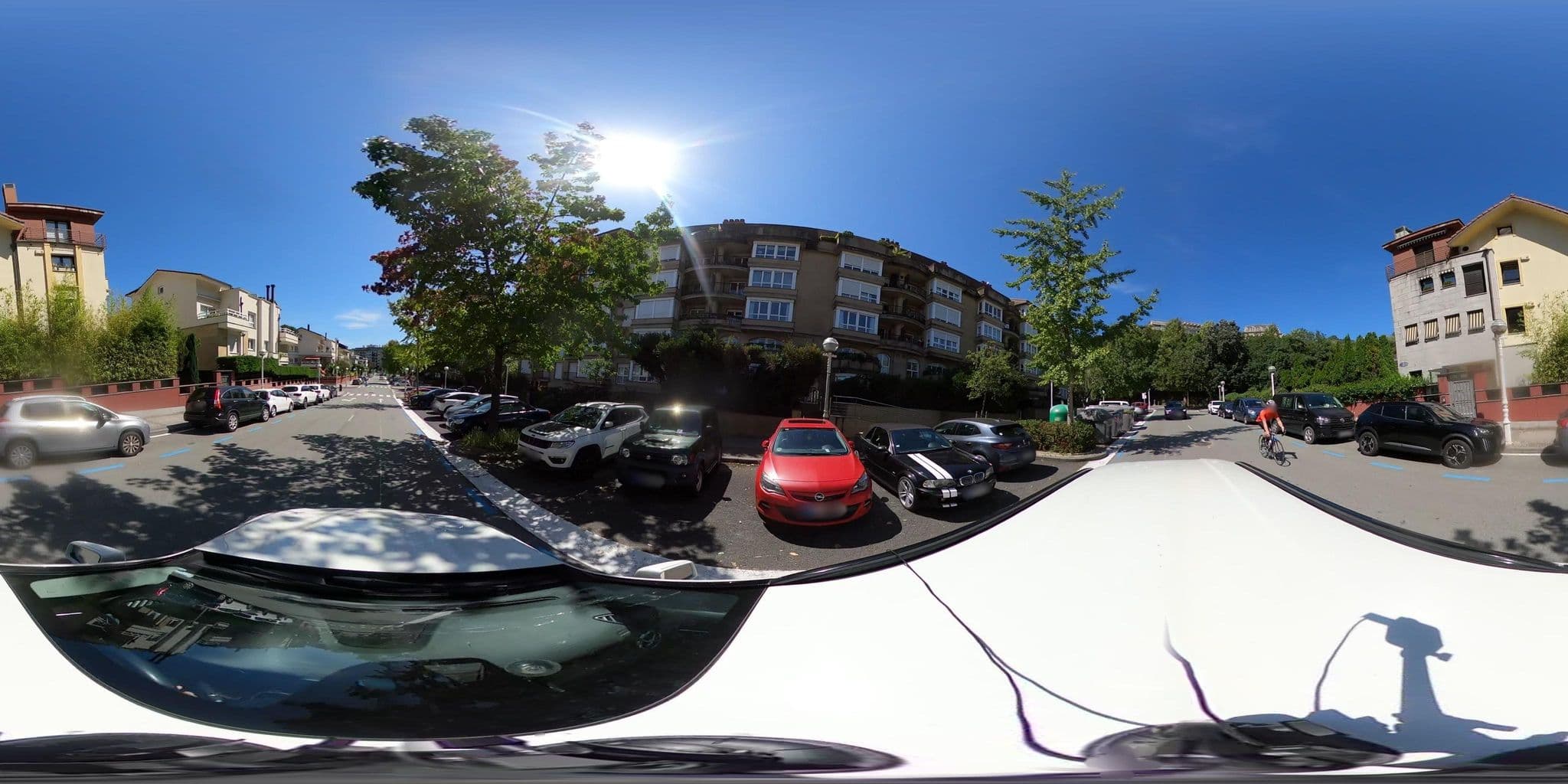Street view near Emyrent I Ondarreta, Donostia / San Sebastián — © sanjorgepinho (CC BY-SA · Mapillary)