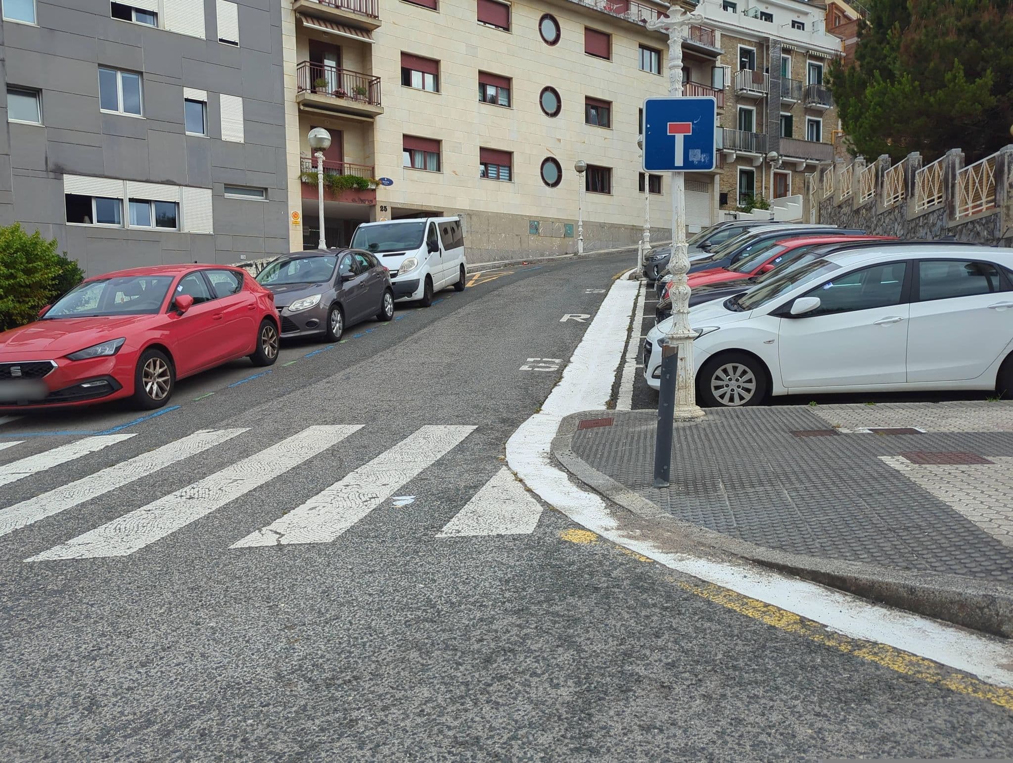 Street view near Pensión Atxiki, Donostia / San Sebastián — © miguel_andrade (CC BY-SA · Mapillary)
