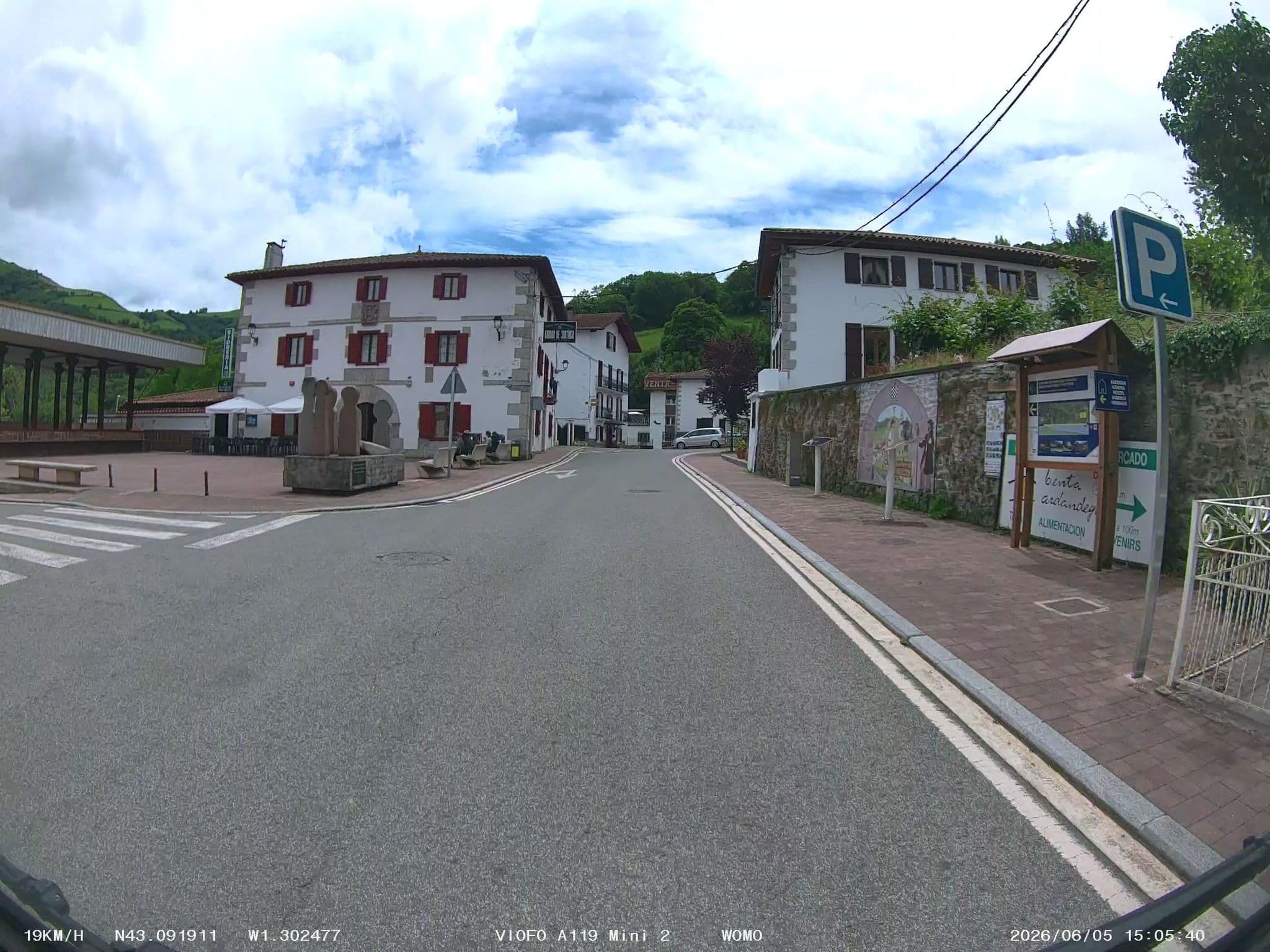 Street view near Casa Karrikuburu, Elizondo — © soulcover (CC BY-SA · Mapillary)