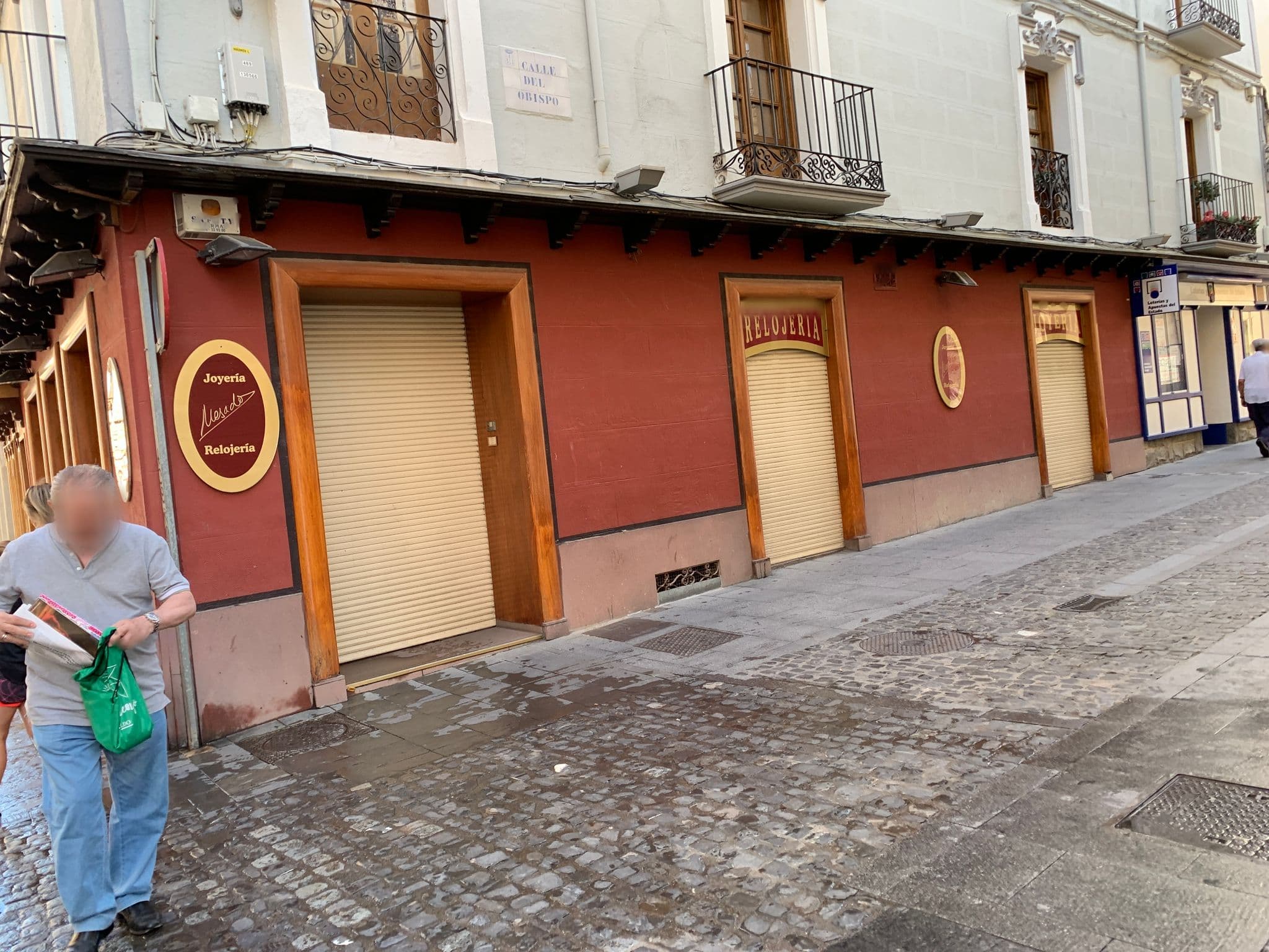 Street view near Jaques Hotel Jaca, Jaca — © robot8a (CC BY-SA · Mapillary)