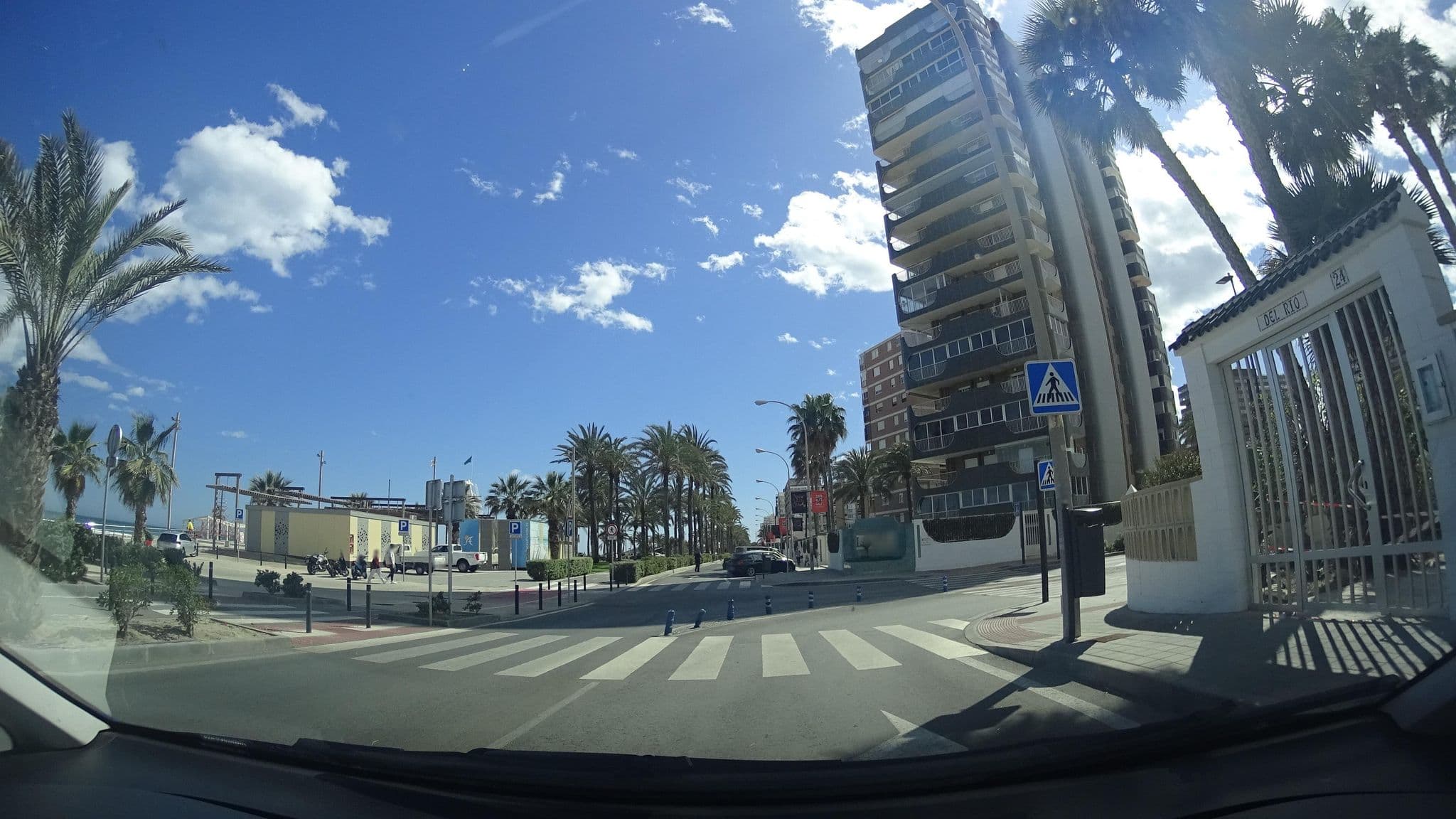 Street view near Caleta Hotel Alicante, Sant Joan d'Alacant — © robertogeb (CC BY-SA · Mapillary)
