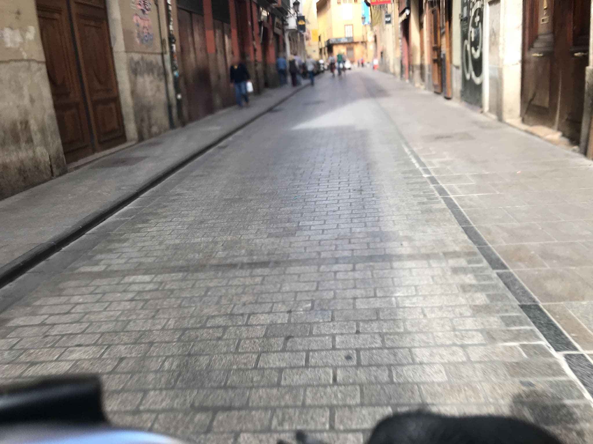 Street view near Friendly Rentals Pergolesi, Valencia — © jipp (CC BY-SA · Mapillary)