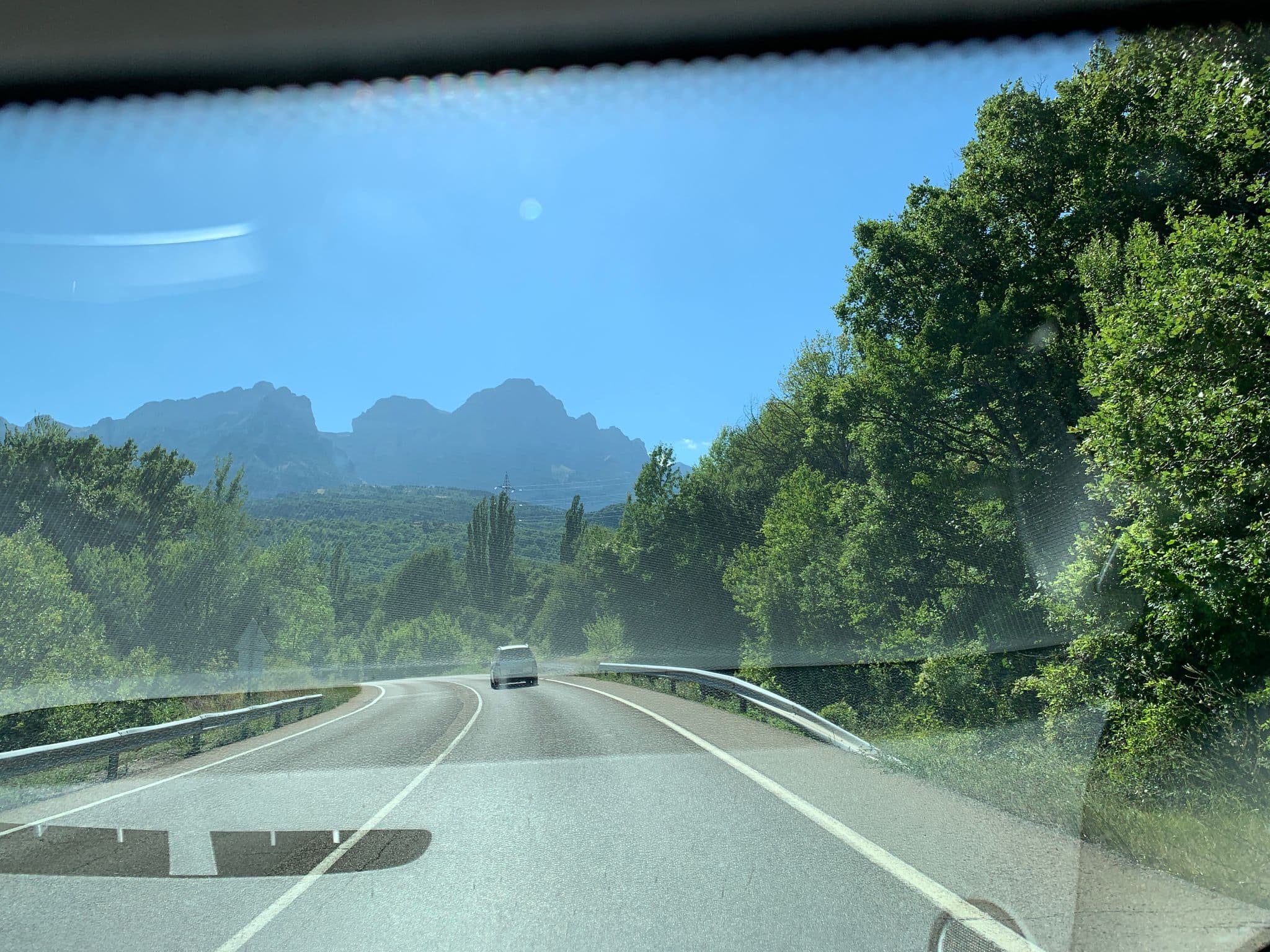 Street view near H.A. Peña Telesa Resort, Sallent de Gállego — © robot8a (CC BY-SA · Mapillary)