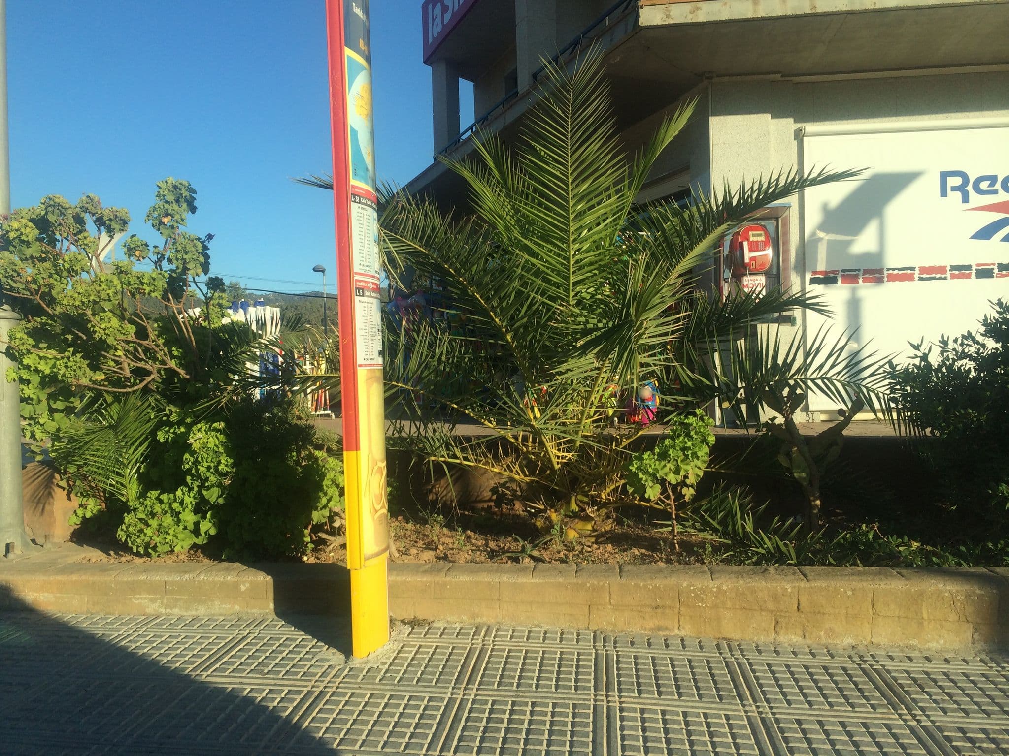 Street view near The Retreat, Sant Josep de sa Talaia — © comstar (CC BY-SA · Mapillary)