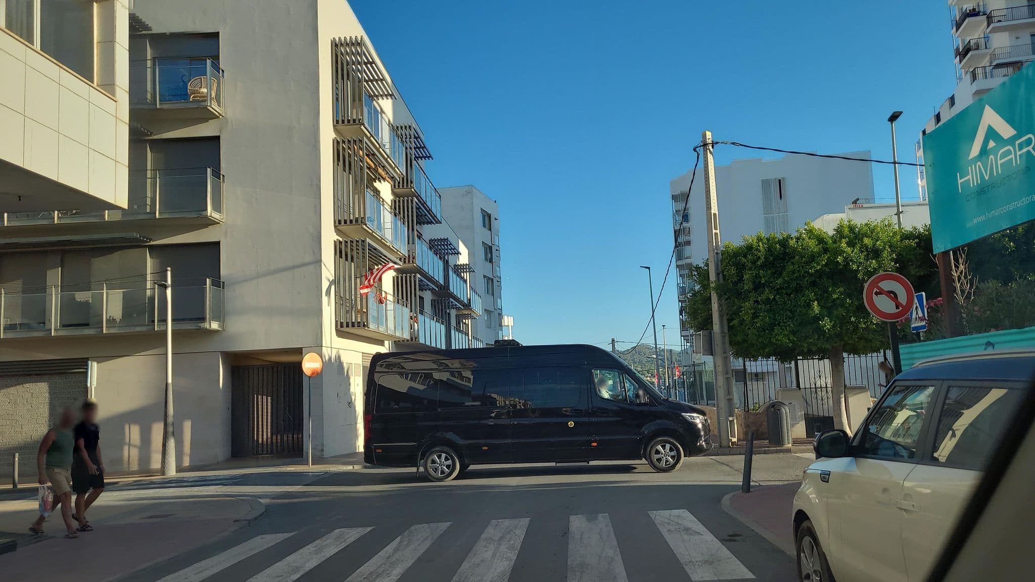 Street view near Swimming pool, Sant Antoni de Portmany — © Lukas1976 (CC BY-SA · Mapillary)