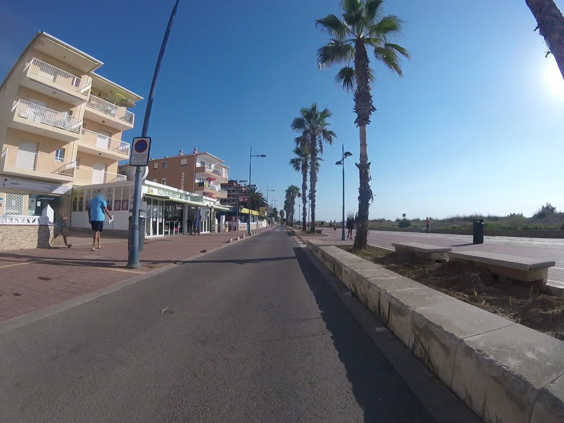 Street view near Maritur Apartamentos, Peníscola — © mikelo (CC BY-SA · Mapillary)