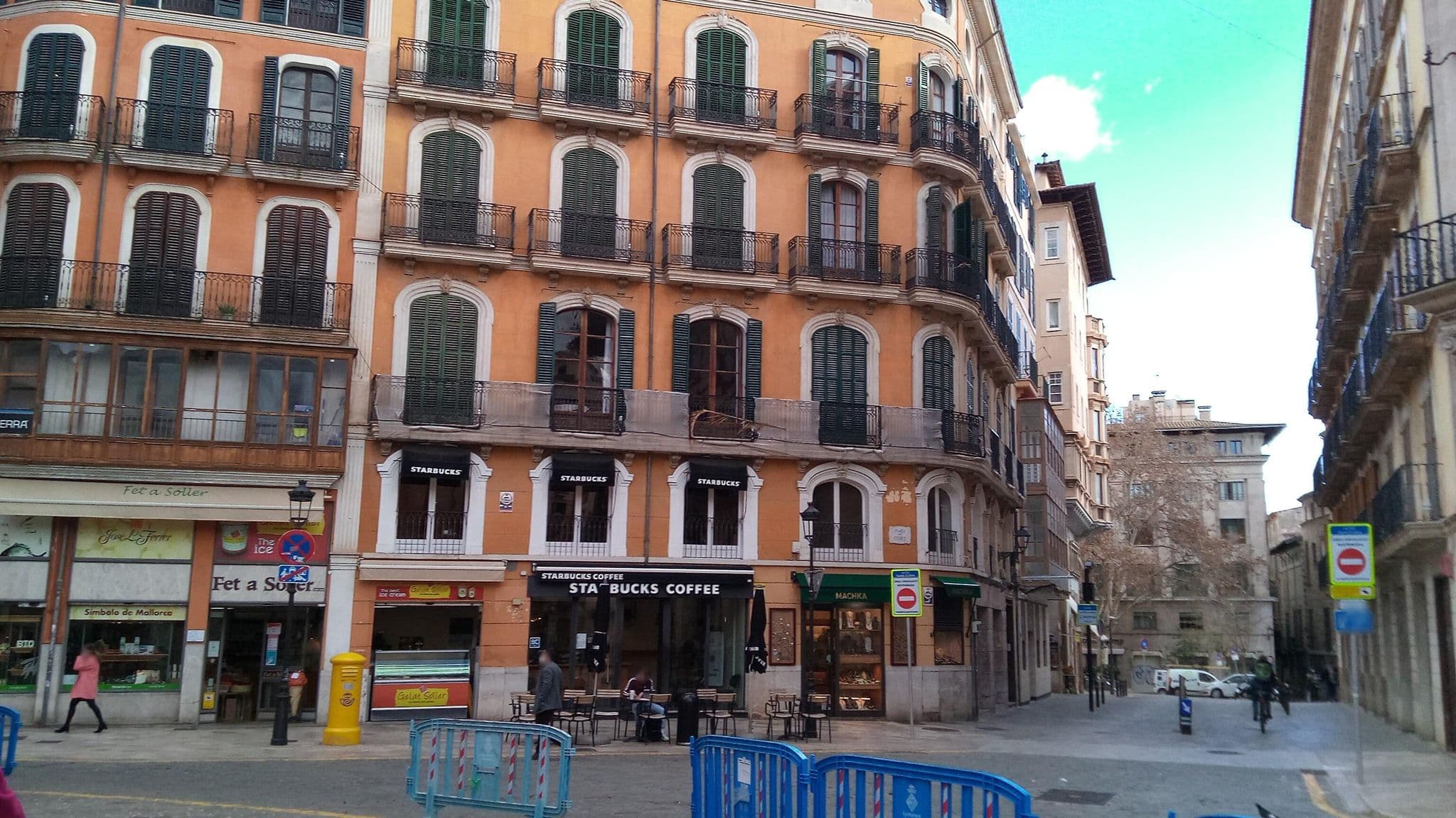 Street view near Optimal Hotels & Residences, Palma — © dulliman (CC BY-SA · Mapillary)