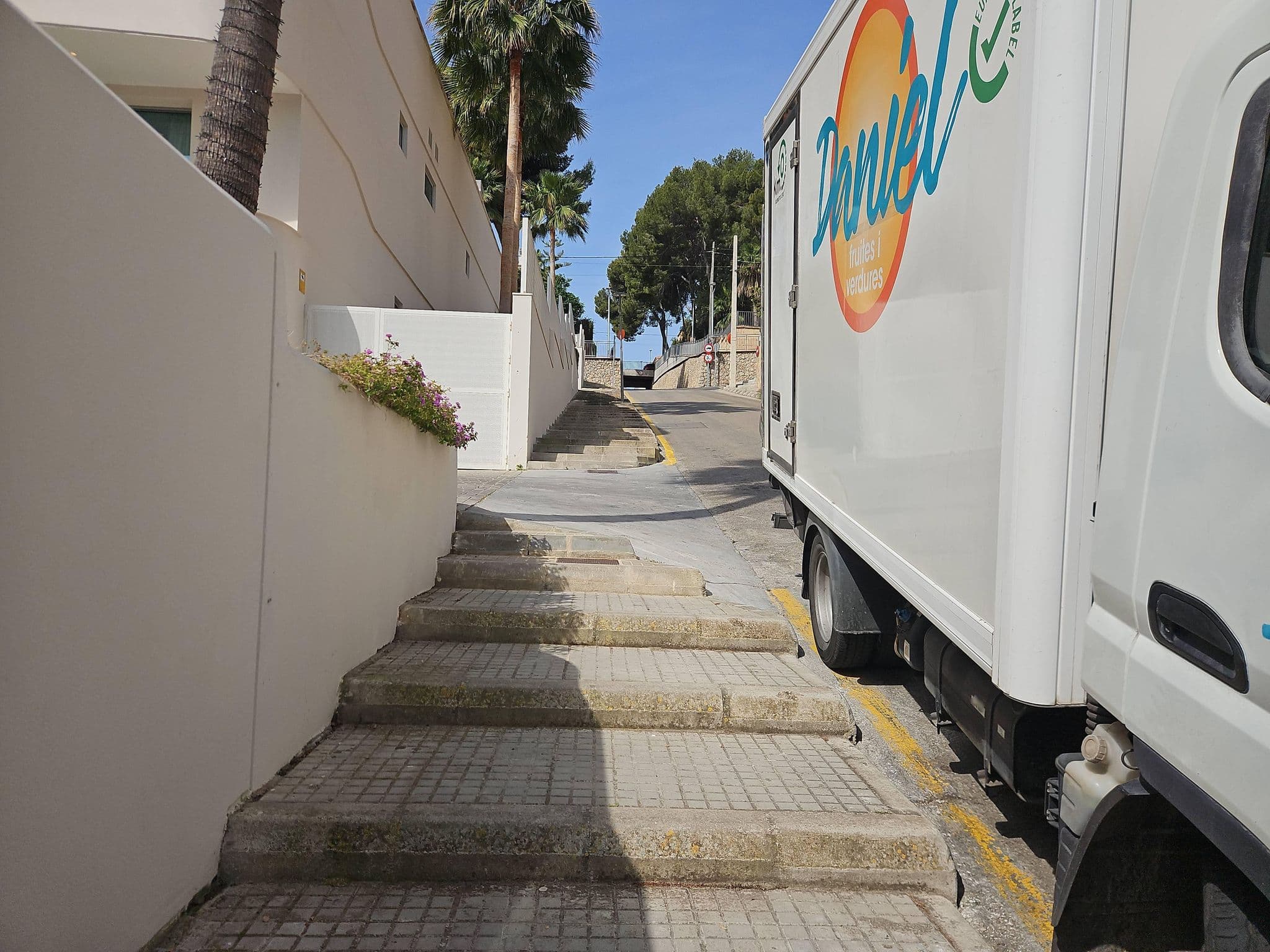 Street view near The Donna Portals, Sant Agustí — © ursus (CC BY-SA · Mapillary)