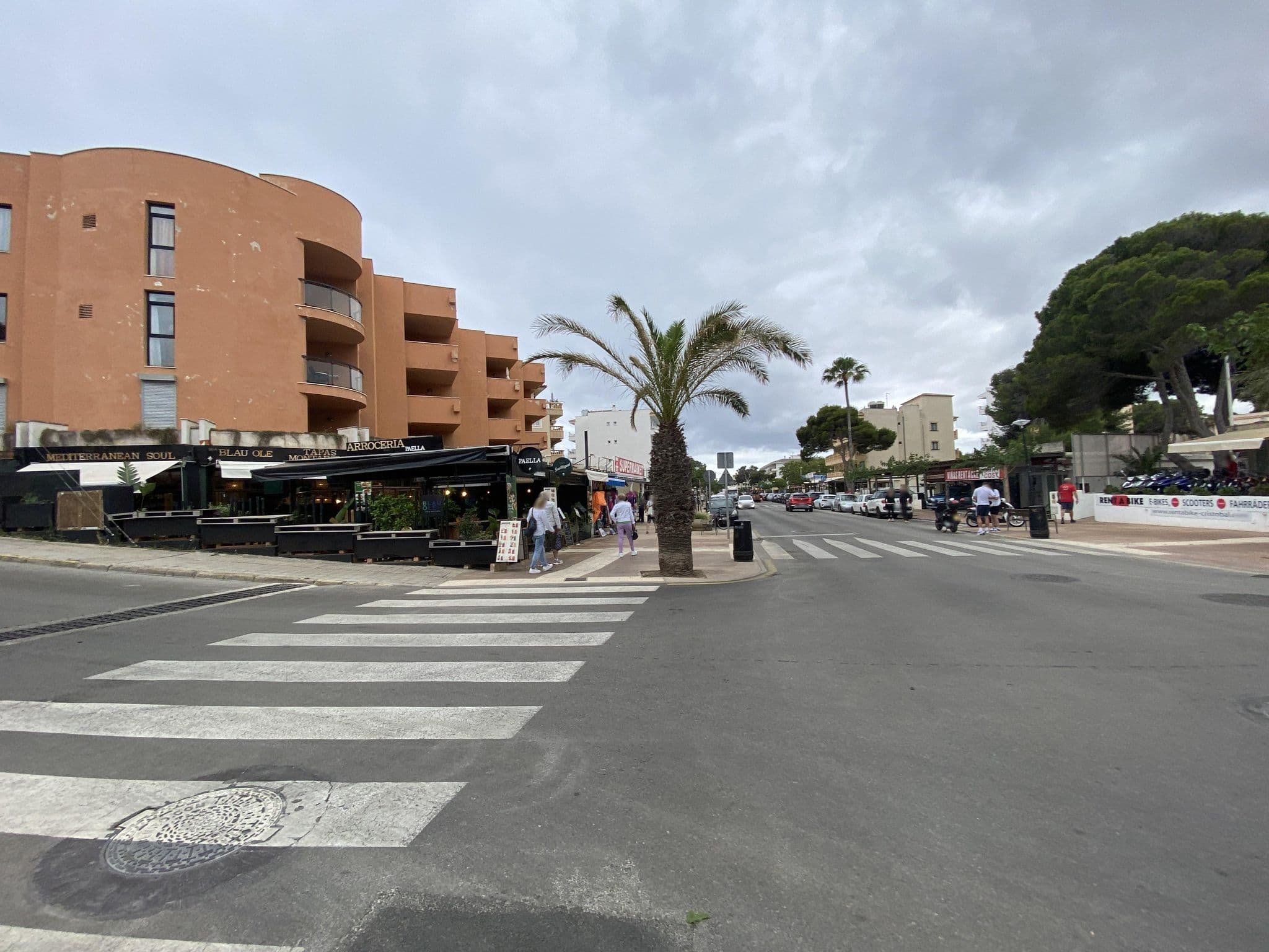 Street view near Aparthotel Don Quijote, Cala Rajada — © vadi (CC BY-SA · Mapillary)