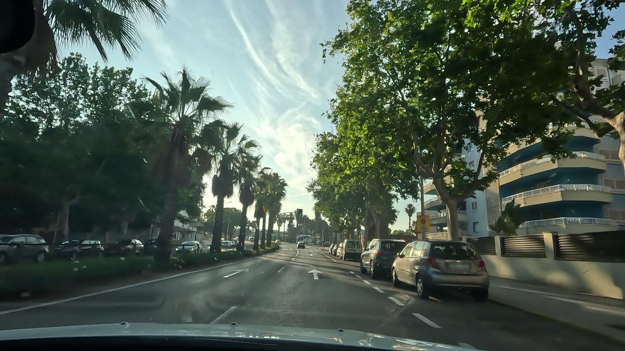 Street view near Pool California Apartamentos, Salou — © ildecoco (CC BY-SA · Mapillary)
