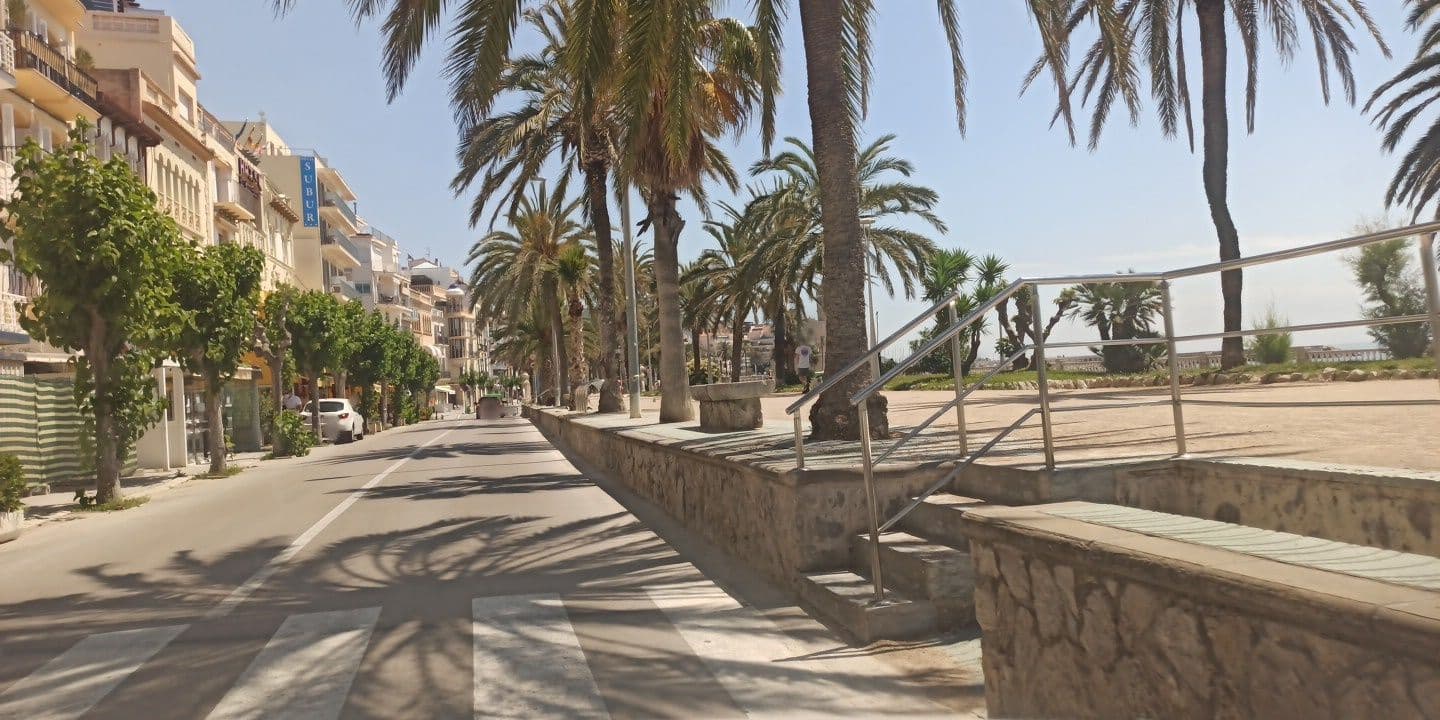 Street view near Liliane Apartment, Sitges — © yopaseopor (CC BY-SA · Mapillary)