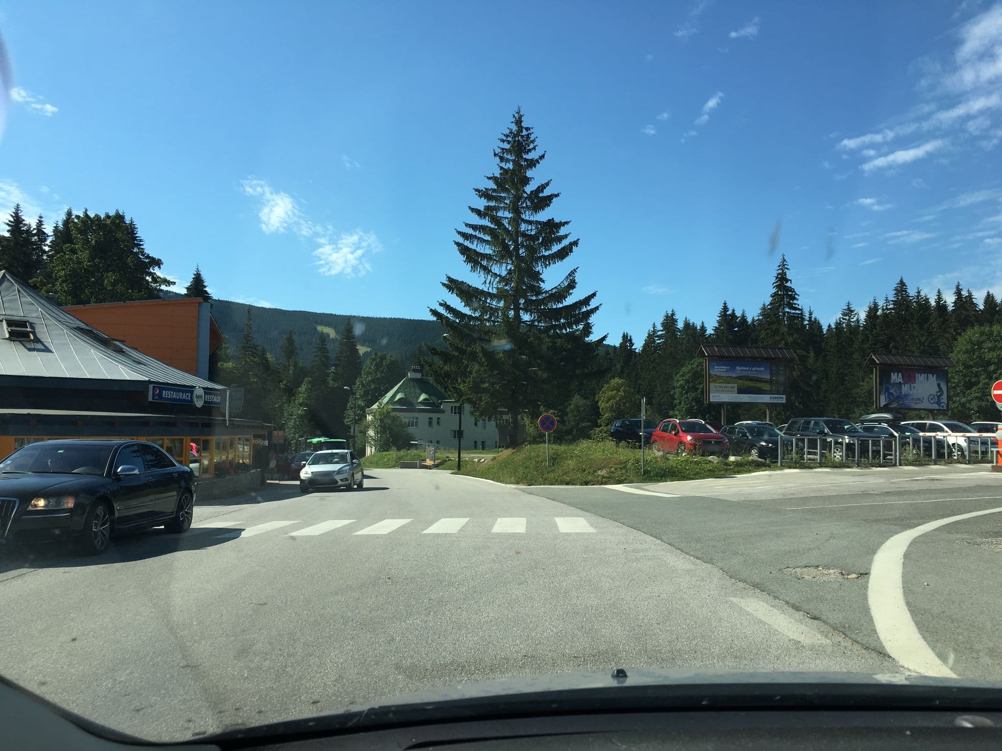 Street view near Aquapark Hotel Reception, Špindlerův Mlýn