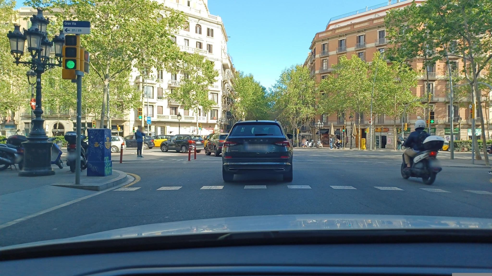 Street view near Vrbo Apartment On Gran Via De Les Corts Catalanes, Eixample — © normanm (CC BY-SA · Mapillary)