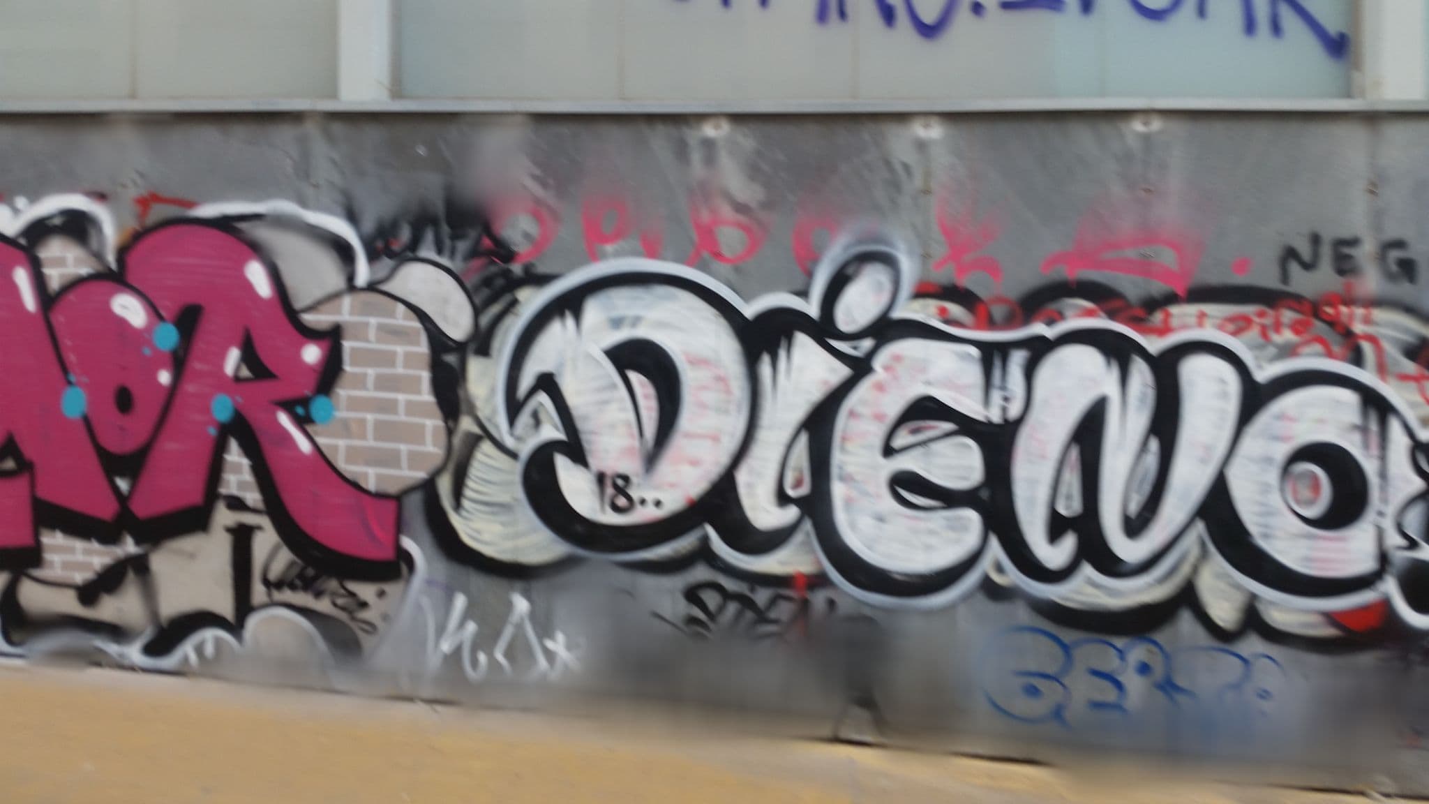 Street view near Hosteltis, Poble Sec — © ejegg (CC BY-SA · Mapillary)