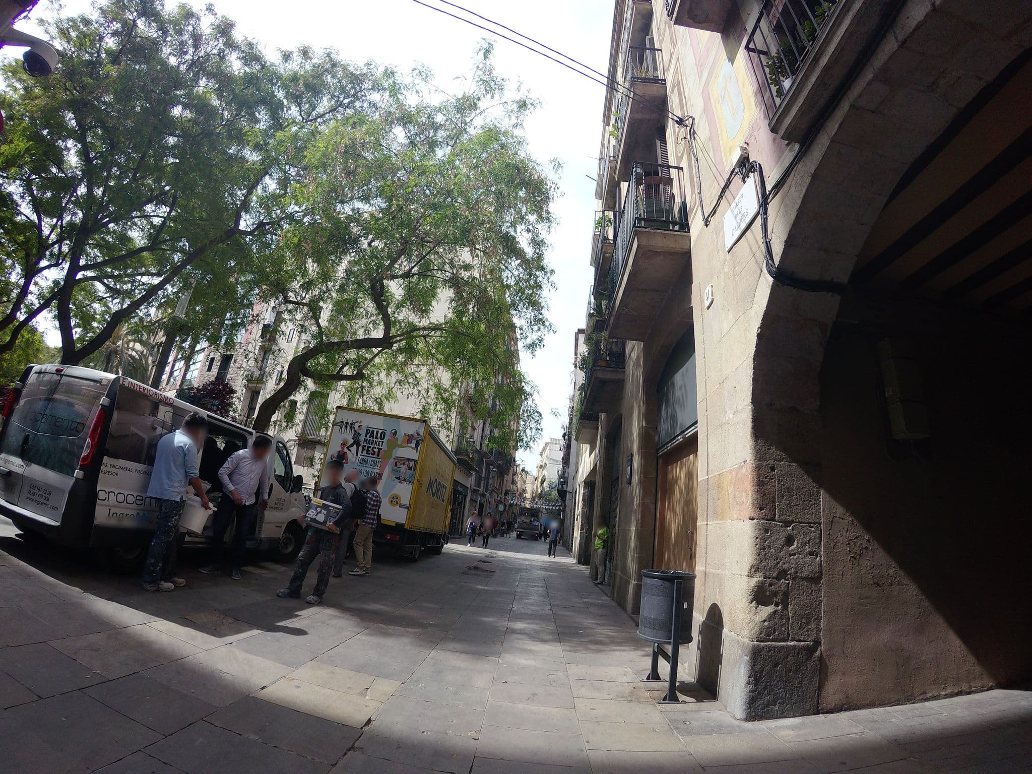 Street view near ClassBedroom, Sant Pere, Santa Caterina i La Ribera — © angoca (CC BY-SA · Mapillary)