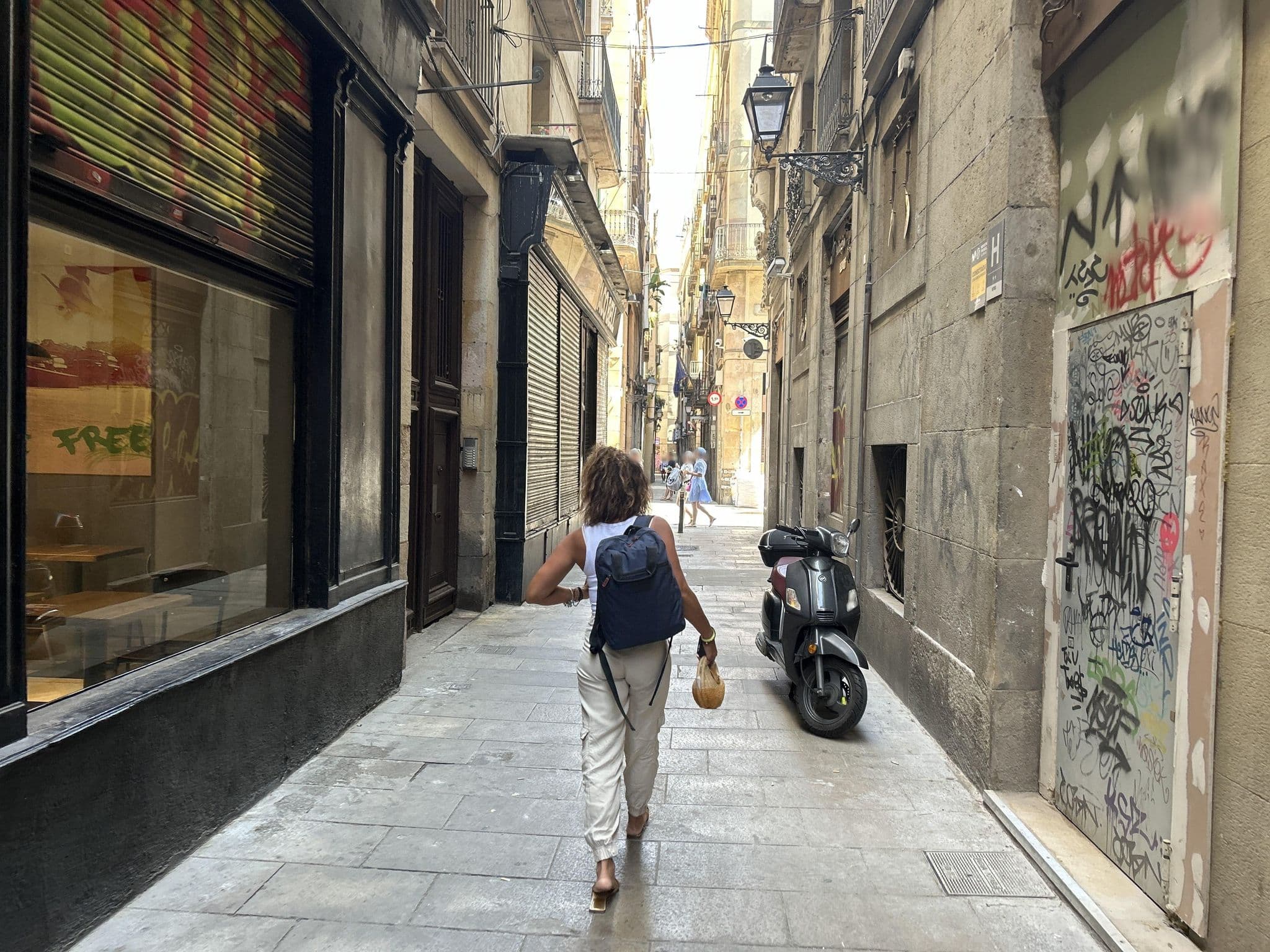 Street view near Uranie Barcelona Hostel, Ciutat Vella — © TristanM17 (CC BY-SA · Mapillary)