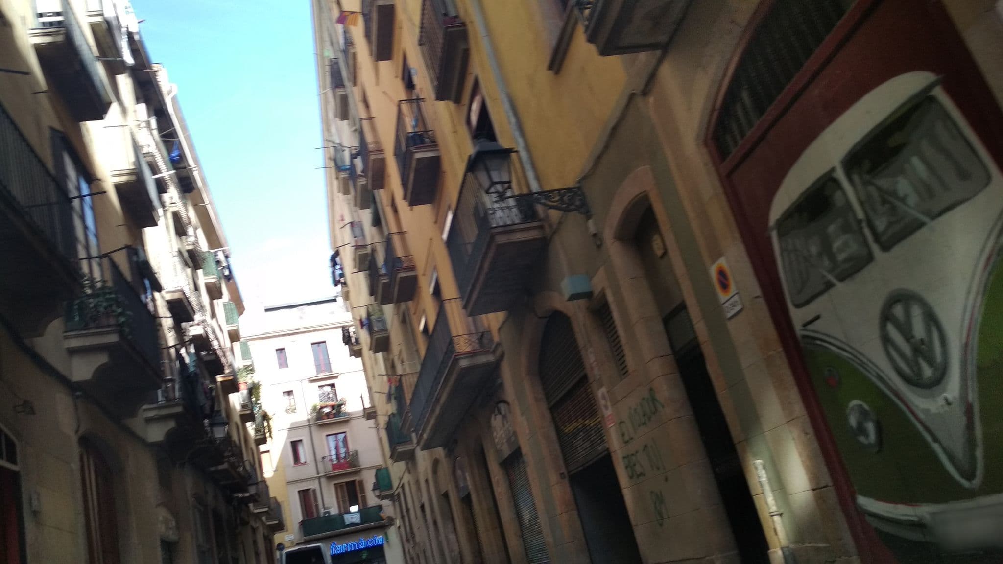 Street view near Atico Ramblas 4, Ciutat Vella — © toniserra (CC BY-SA · Mapillary)